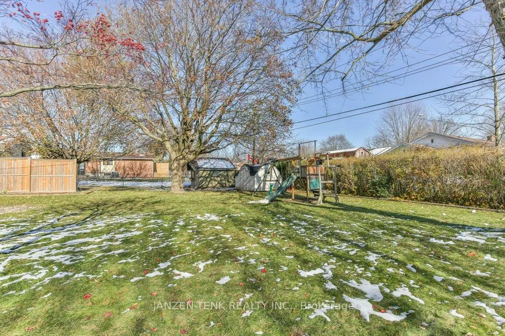 Photo 109 of 107 Fourth Avenue, Aylmer — HOMEH
