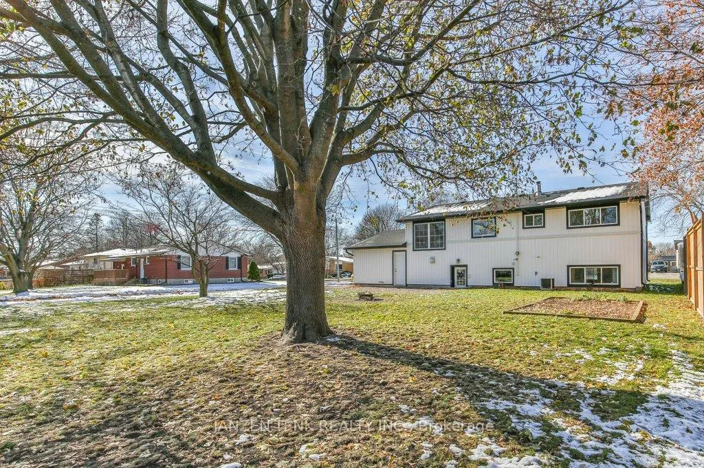 Photo 113 of 107 Fourth Avenue, Aylmer — HOMEH