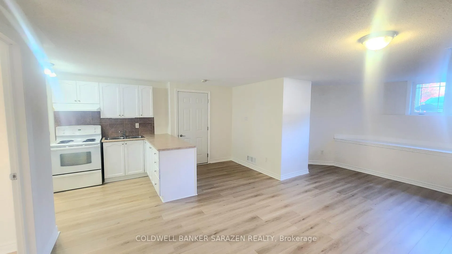 Photo 26 of Unit B, 88 Thomas Street, Arnprior — HOMEH
