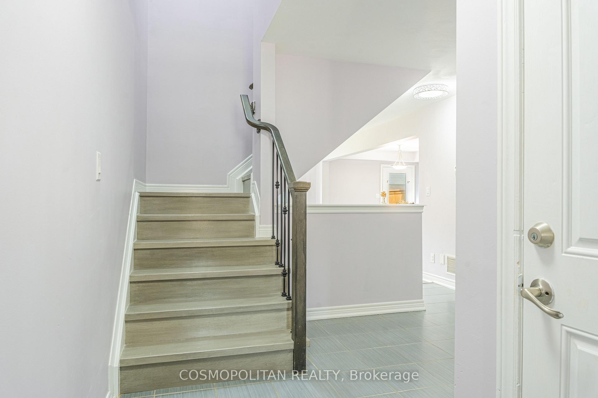 Photo 5 of 138 Winterberry Boulevard, Thorold, Confederation Heights — HOMEH