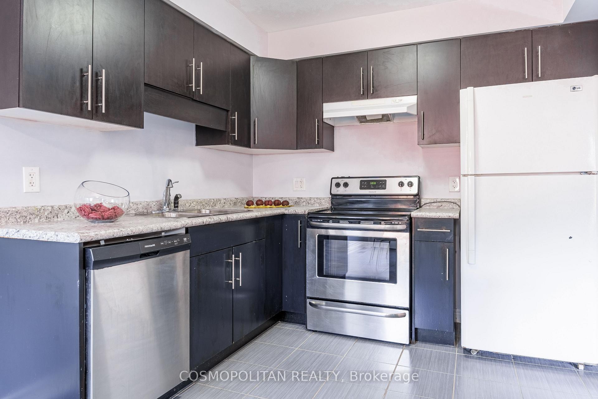 Photo 11 of 138 Winterberry Boulevard, Thorold, Confederation Heights — HOMEH