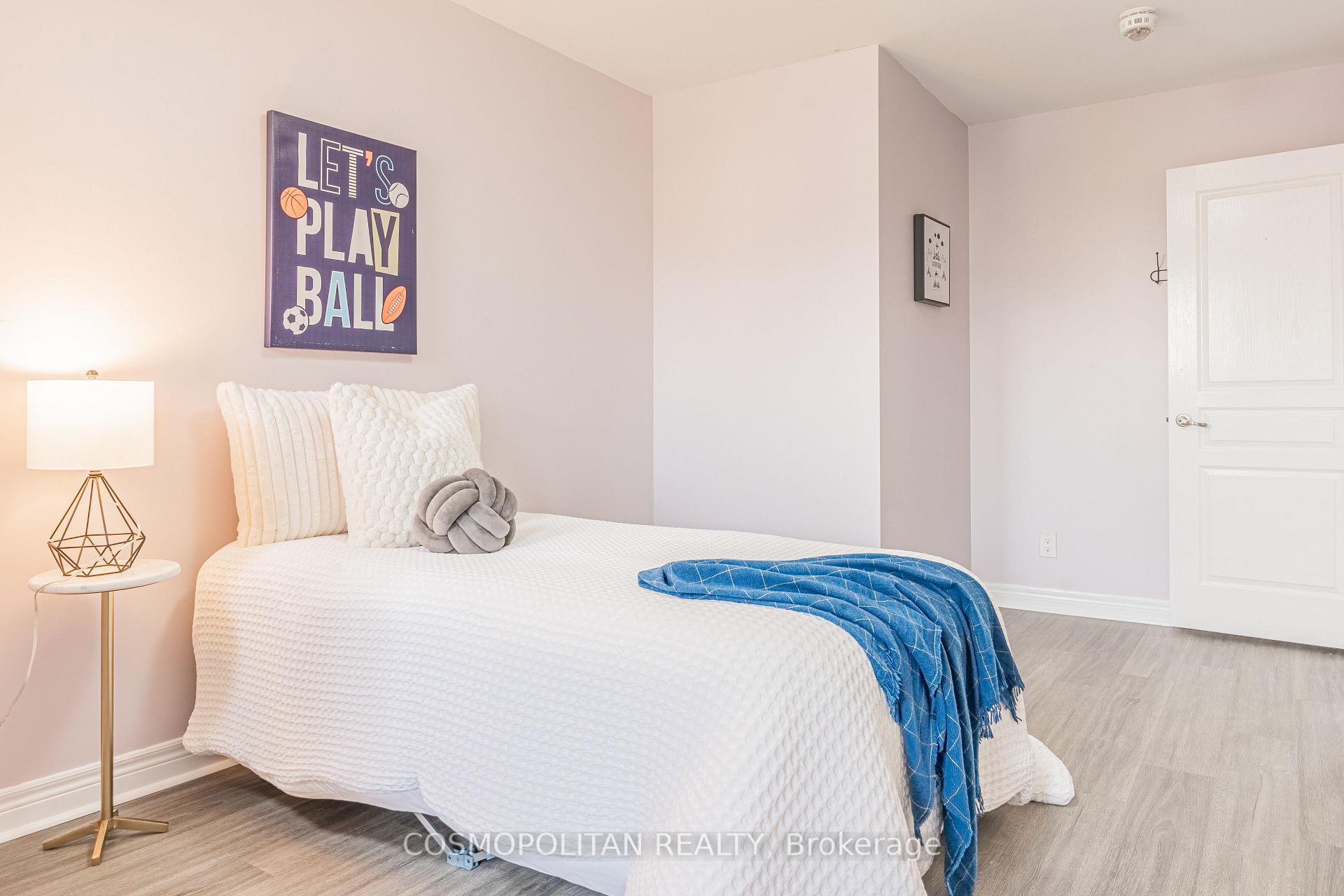 Photo 24 of 138 Winterberry Boulevard, Thorold, Confederation Heights — HOMEH