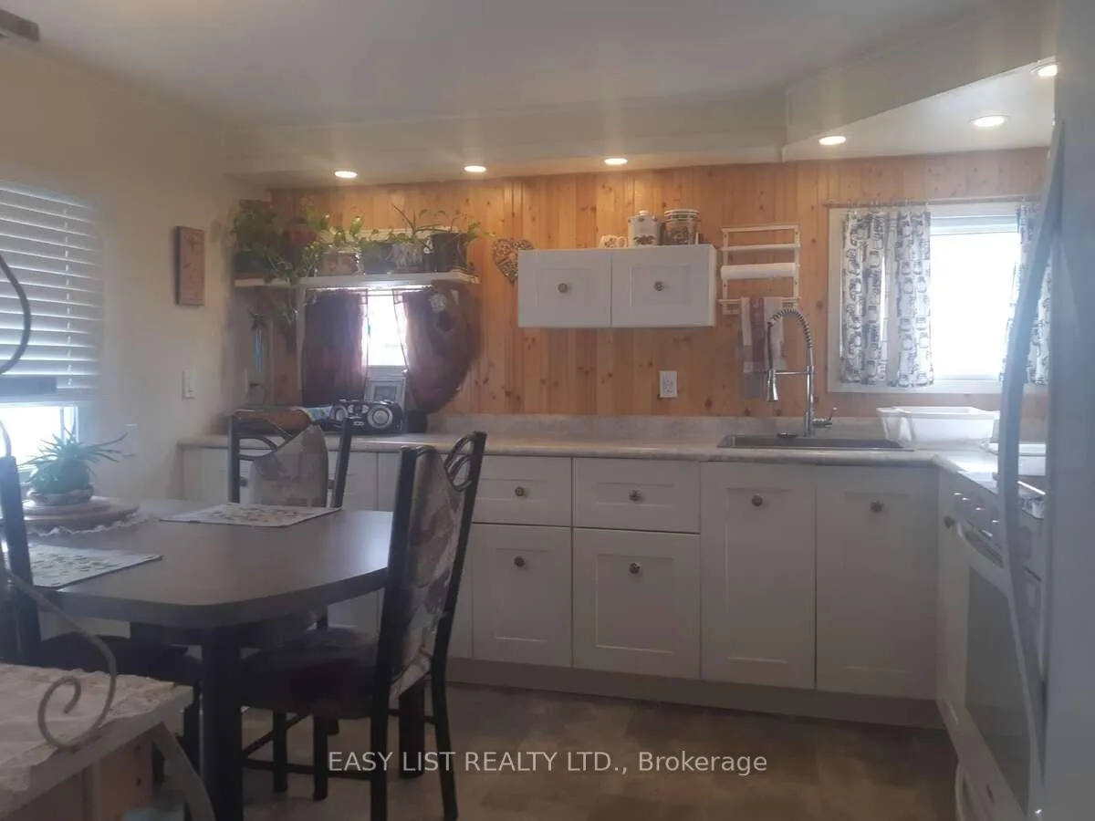 Photo 12 of 18 Sutton Drive, Ashfield-Colborne-Wawanosh, Colborne — HOMEH