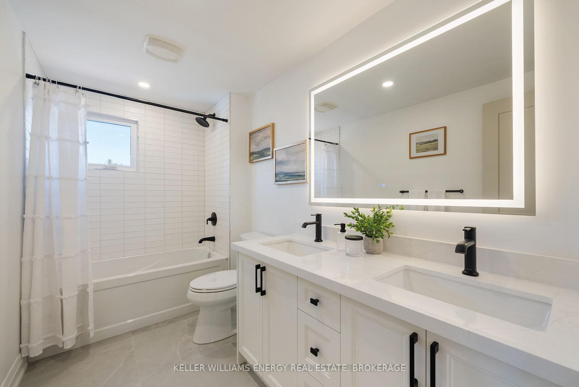 Photo 17 of 357 Burrows Hall Boulevard, Scarborough, Malvern — HOMEH