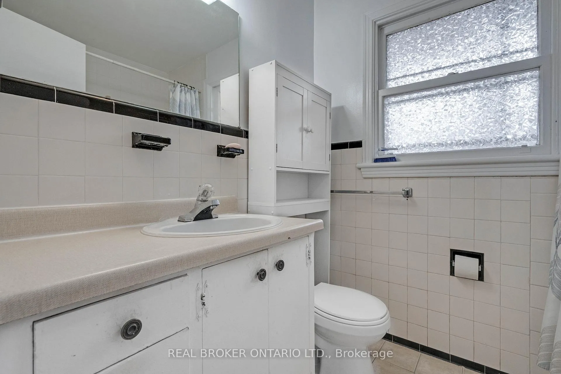 Photo 8 of 2495 Falcon Avenue, Ottawa, Heron Park — HOMEH