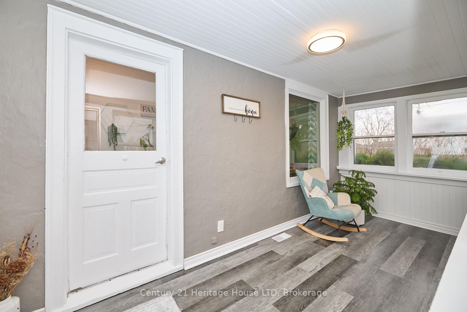 Photo 2 of 15 Colborne Street, Thorold, Thorold Downtown — HOMEH