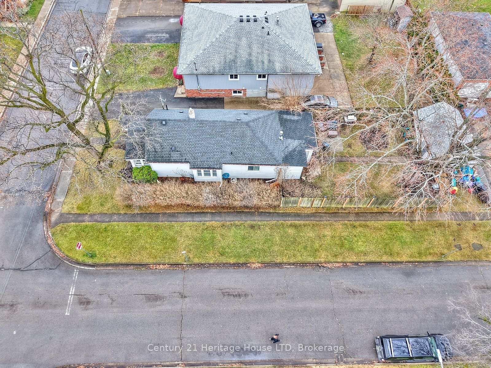Photo 31 of 15 Colborne Street, Thorold, Thorold Downtown — HOMEH