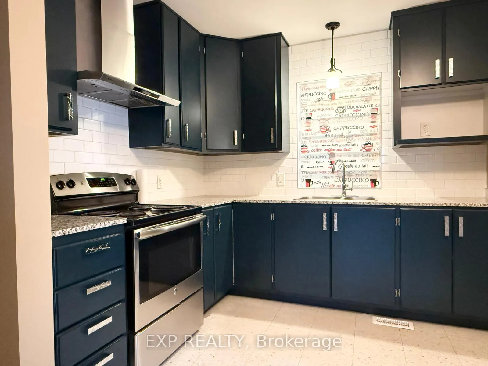 Photo 15 of Unit Unit A, 837 Blair Road, Ottawa, Cardinal Heights — HOMEH