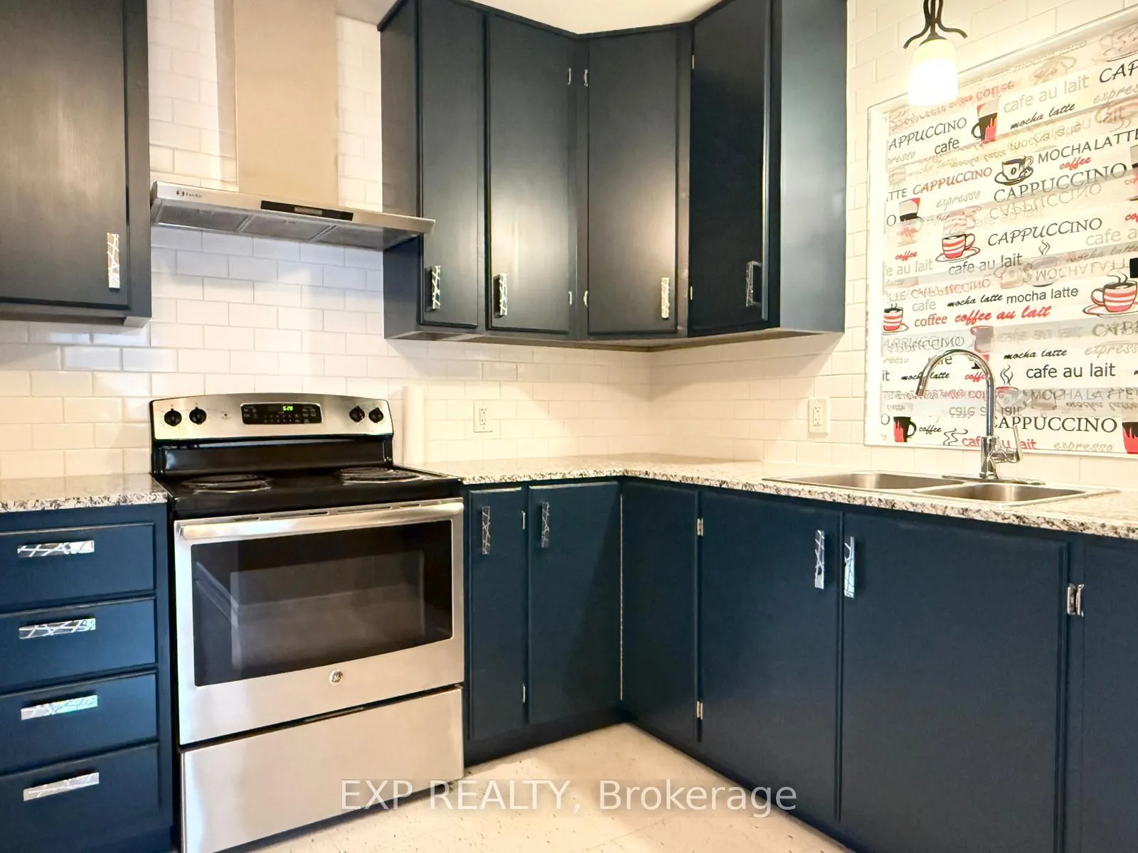 Photo 18 of Unit Unit A, 837 Blair Road, Ottawa, Cardinal Heights — HOMEH