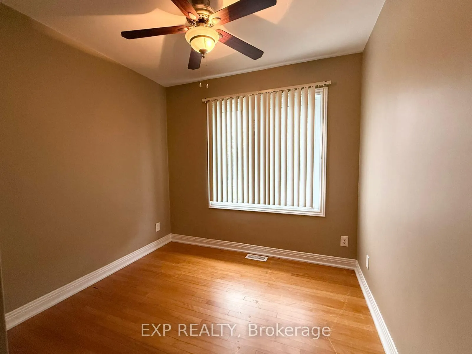 Photo 25 of Unit Unit A, 837 Blair Road, Ottawa, Cardinal Heights — HOMEH