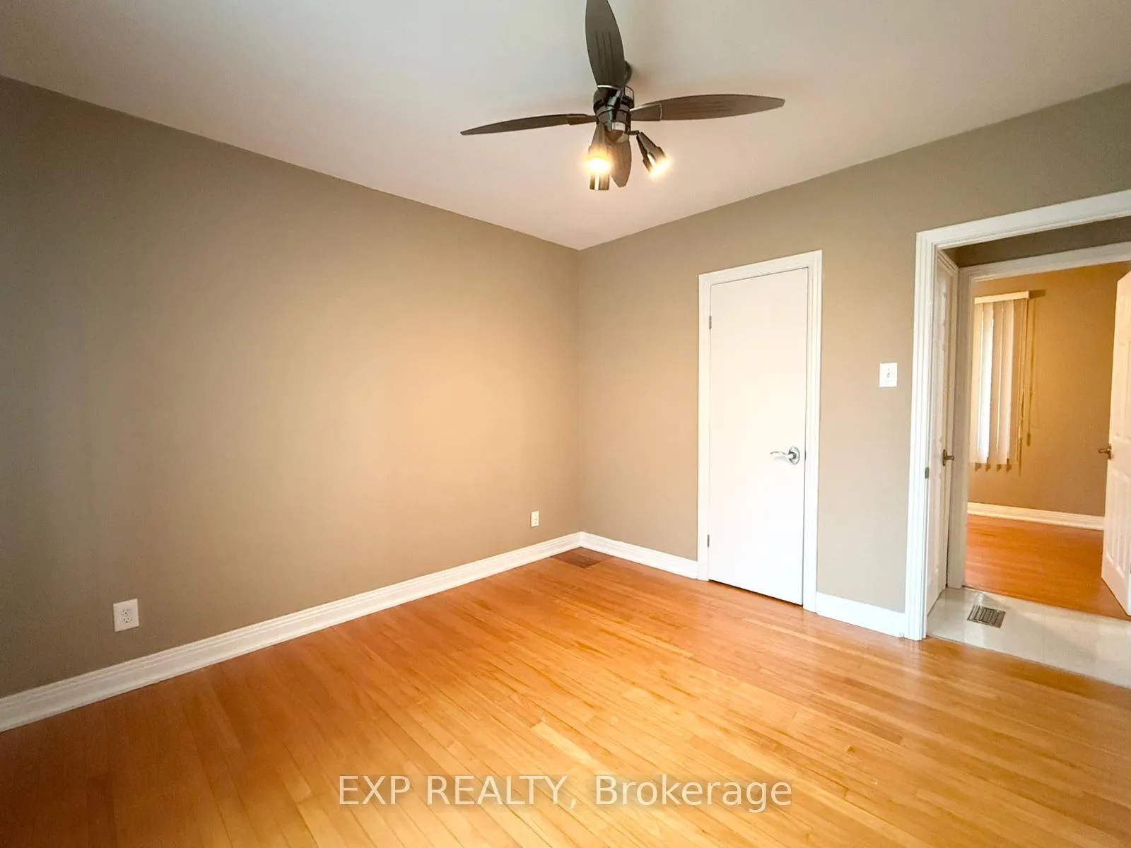 Photo 32 of Unit Unit A, 837 Blair Road, Ottawa, Cardinal Heights — HOMEH