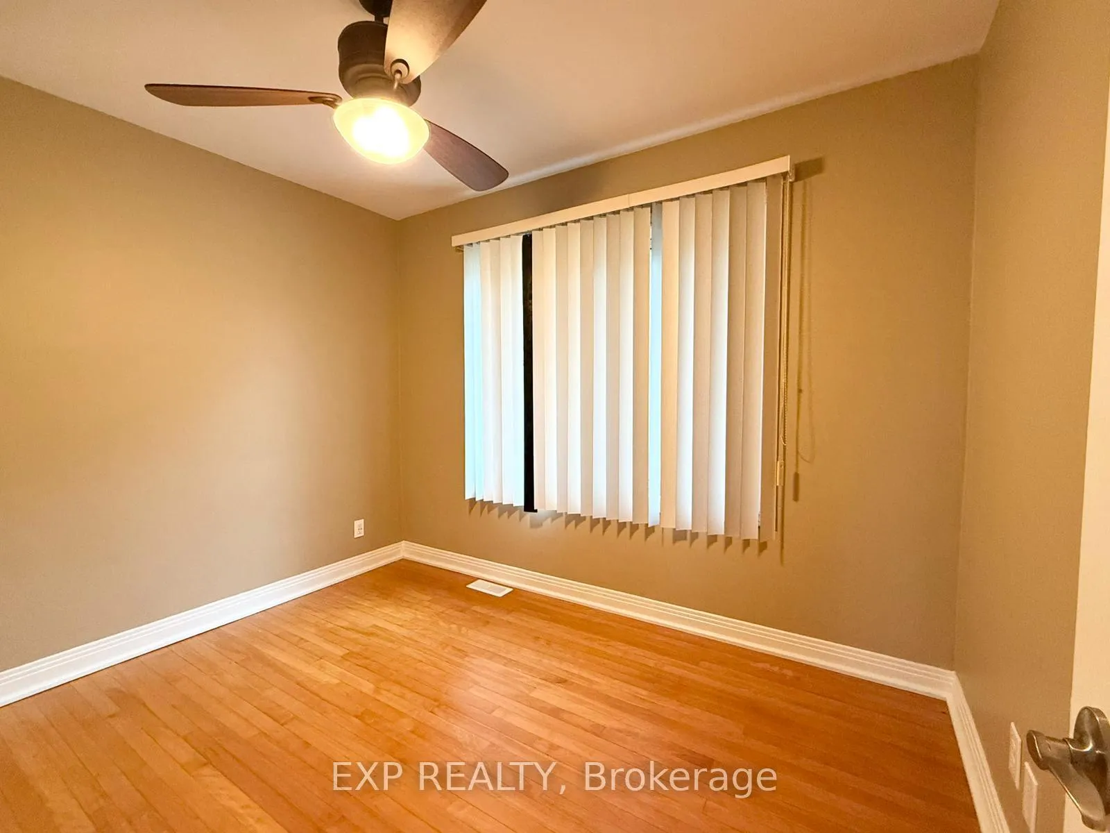 Photo 38 of Unit Unit A, 837 Blair Road, Ottawa, Cardinal Heights — HOMEH