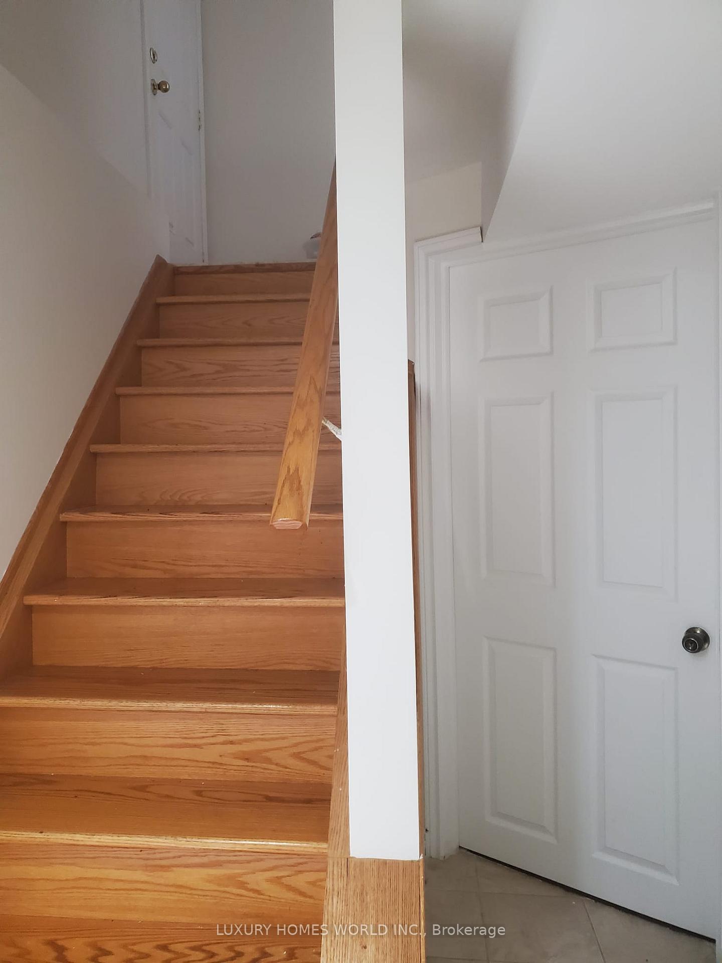 Photo 1 of 48 Glacier (Basement) Crescent, Scarborough, Rouge — HOMEH