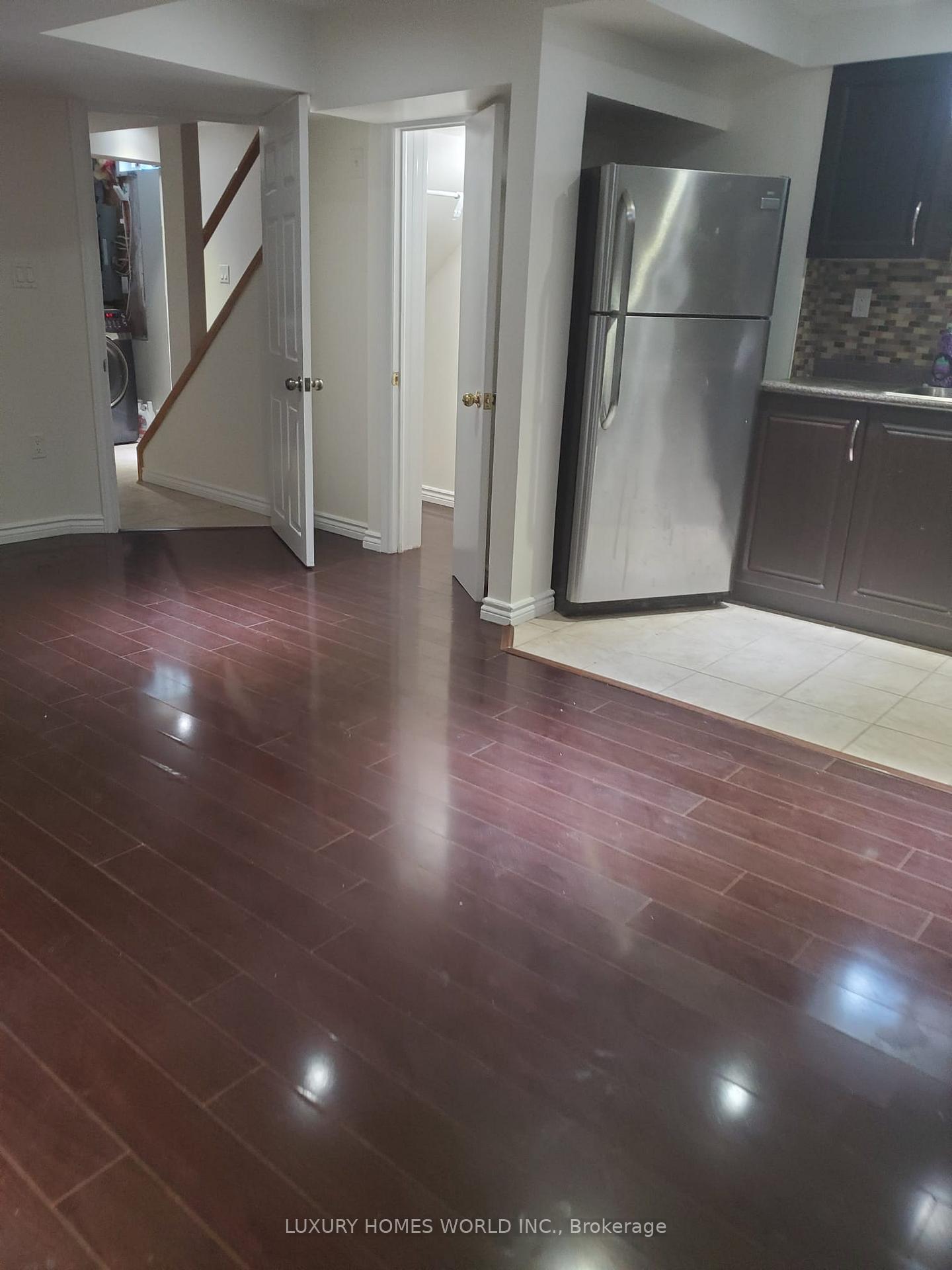 Photo 2 of 48 Glacier (Basement) Crescent, Scarborough, Rouge — HOMEH