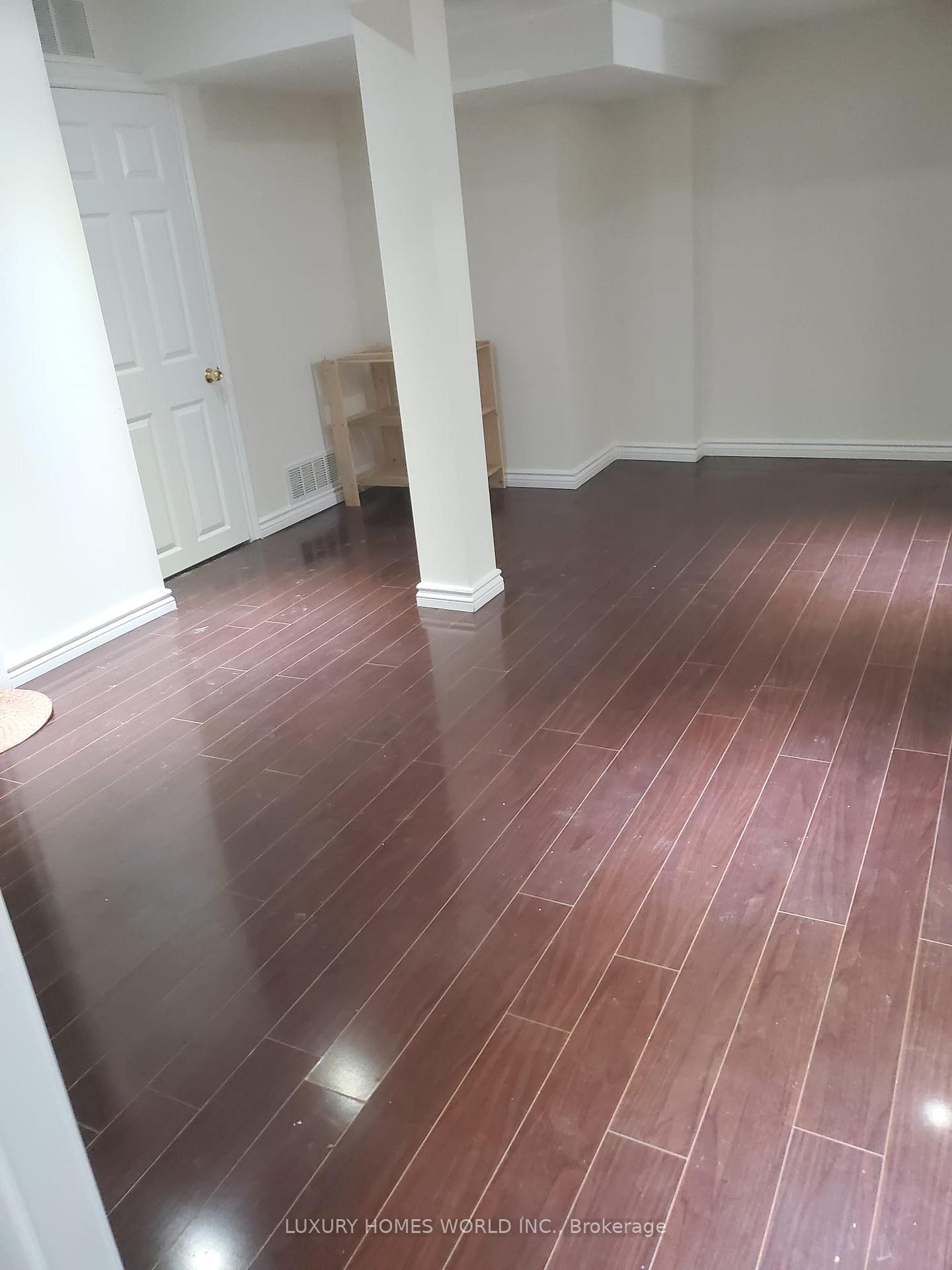Photo 11 of 48 Glacier (Basement) Crescent, Scarborough, Rouge — HOMEH