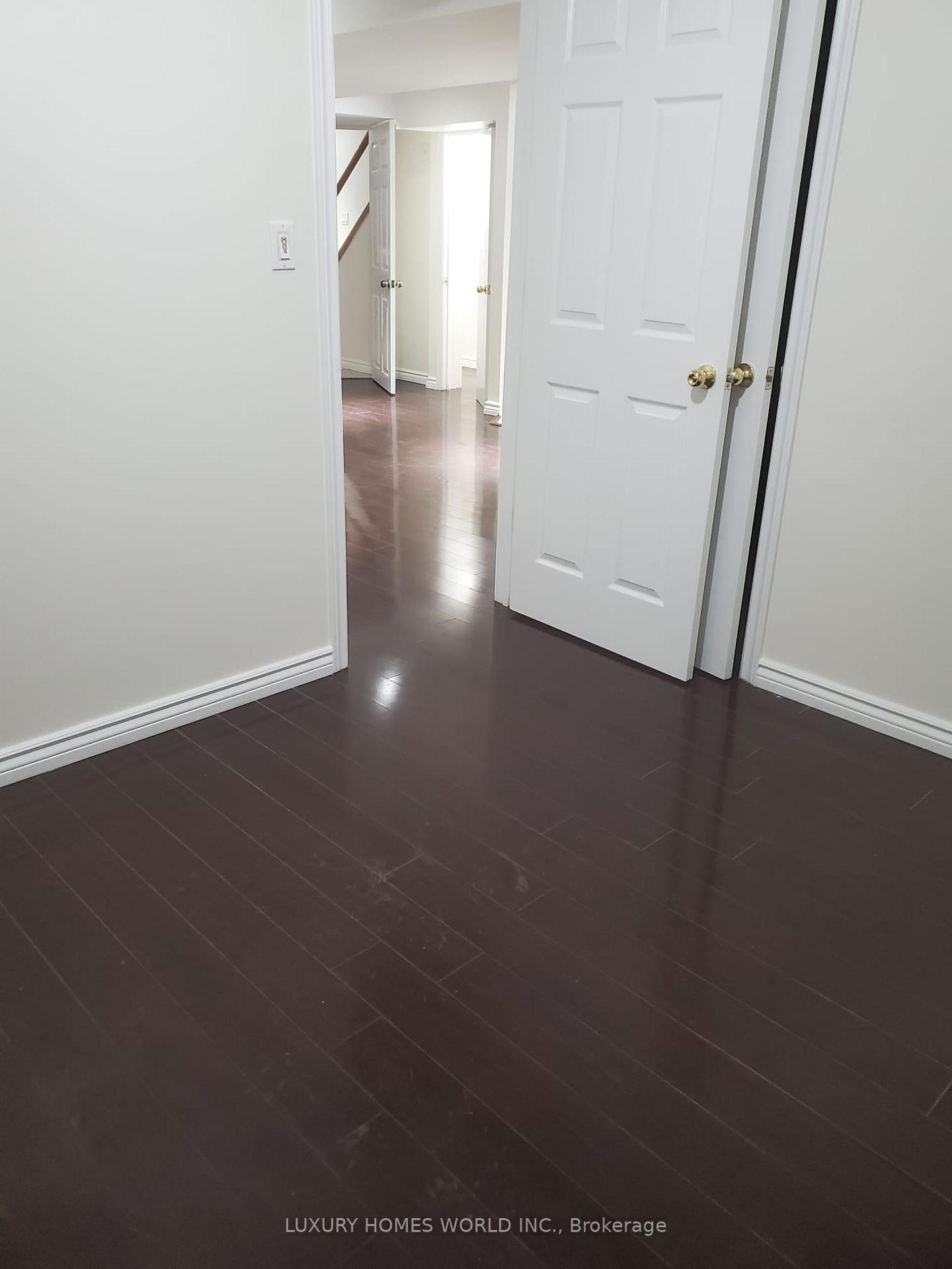 Photo 13 of 48 Glacier (Basement) Crescent, Scarborough, Rouge — HOMEH