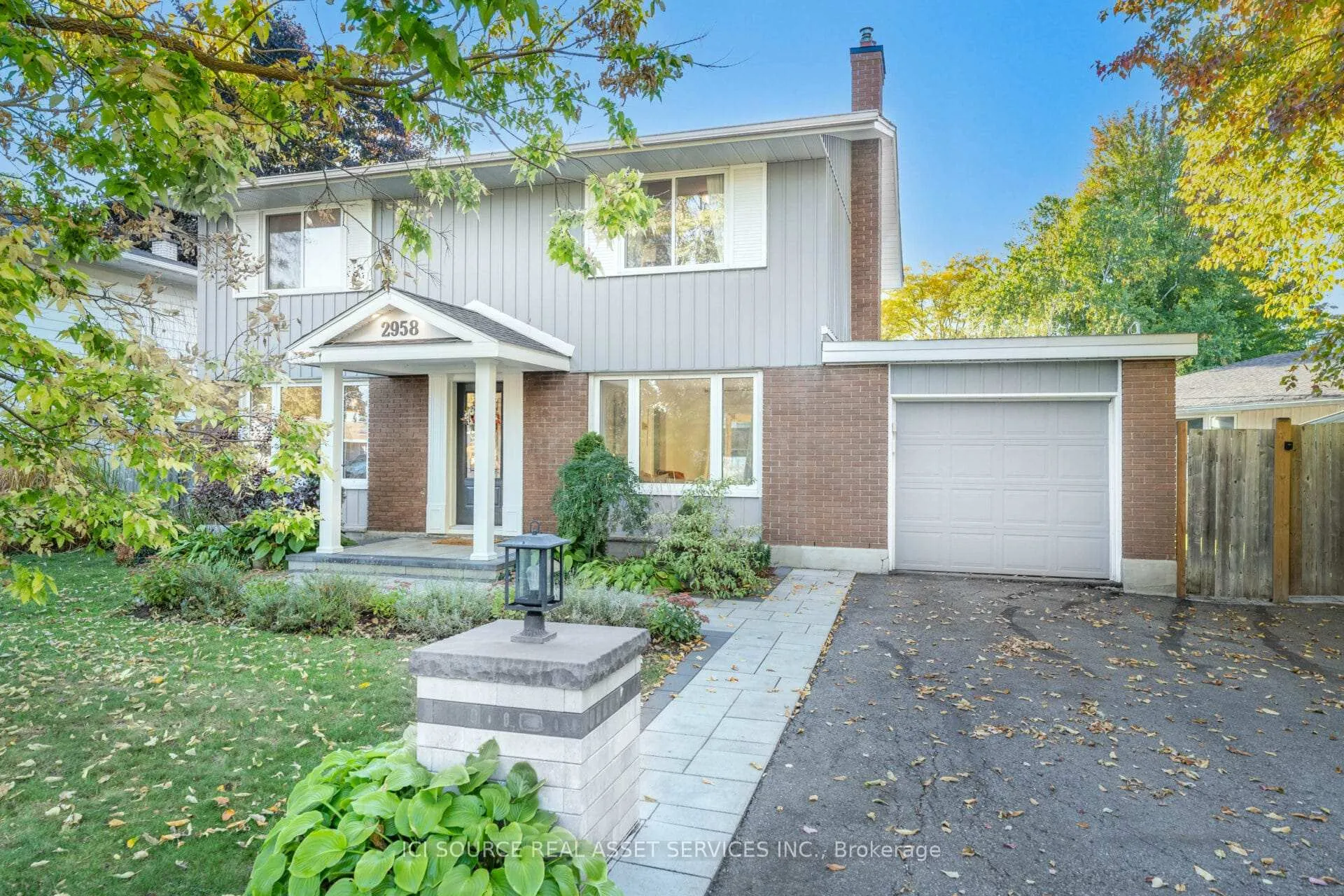 Photo 1 of 2958 Southmore Drive E, Ottawa, Riverside Park South — HOMEH