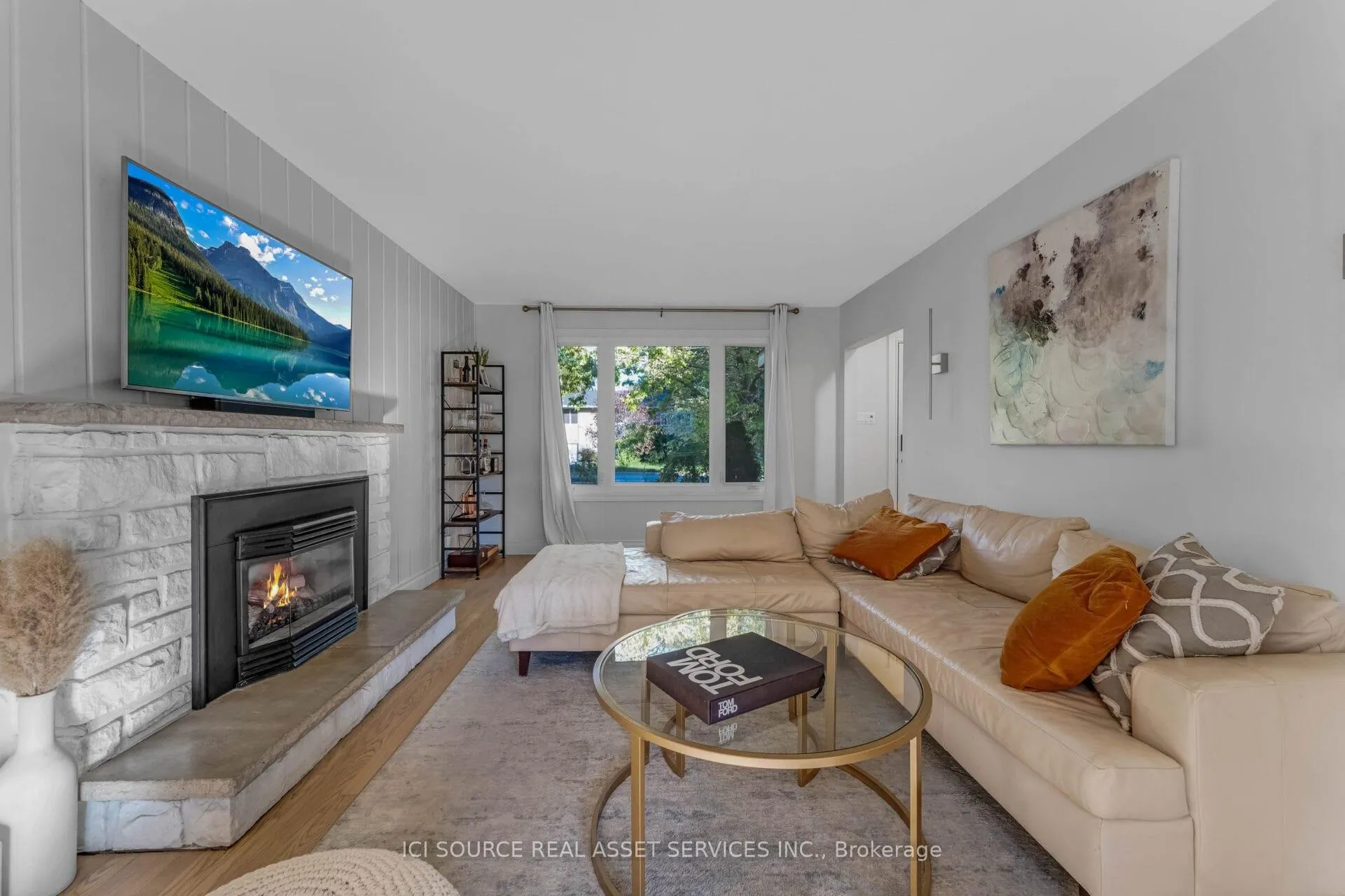 Photo 9 of 2958 Southmore Drive E, Ottawa, Riverside Park South — HOMEH