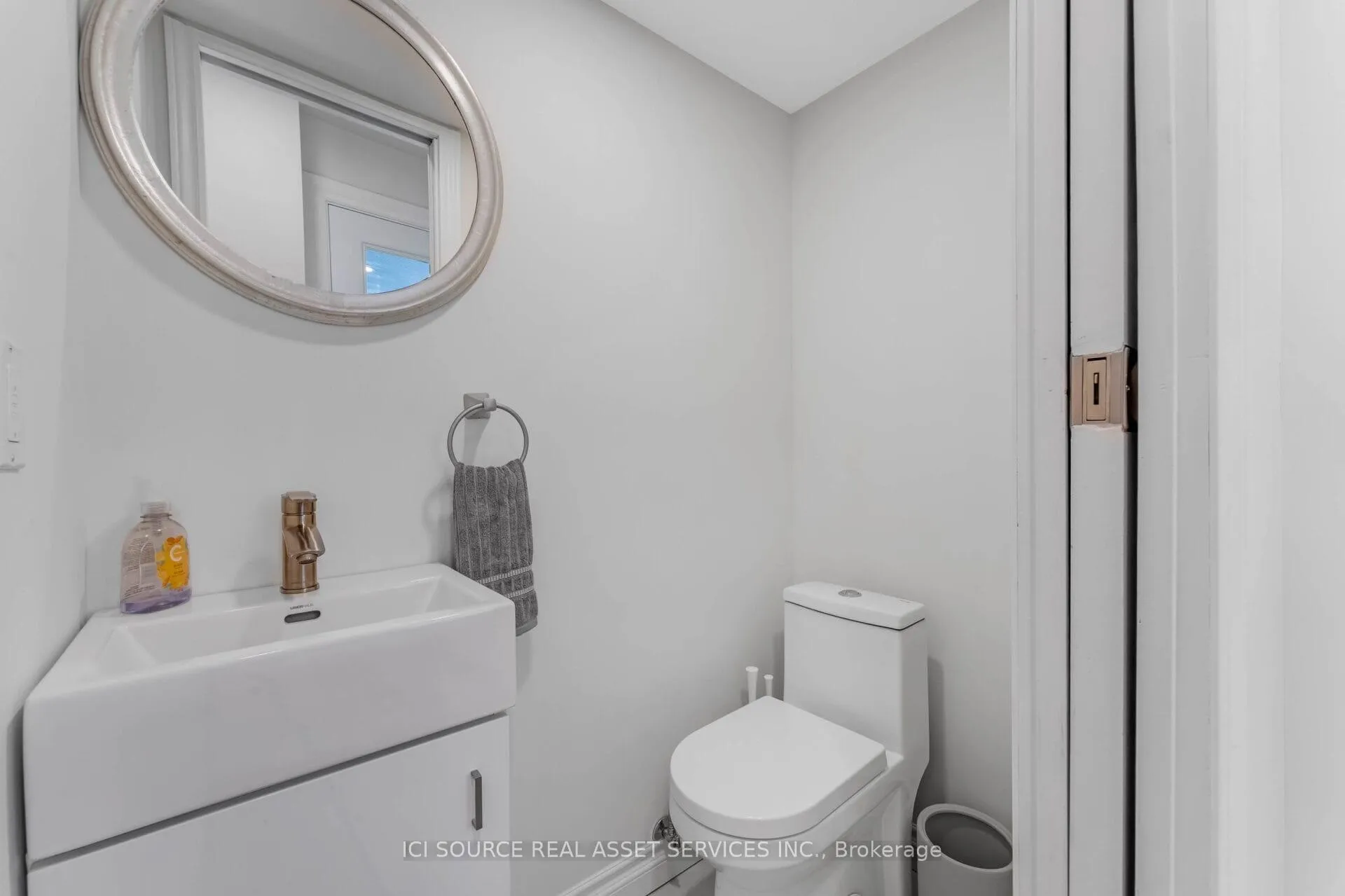 Photo 19 of 2958 Southmore Drive E, Ottawa, Riverside Park South — HOMEH