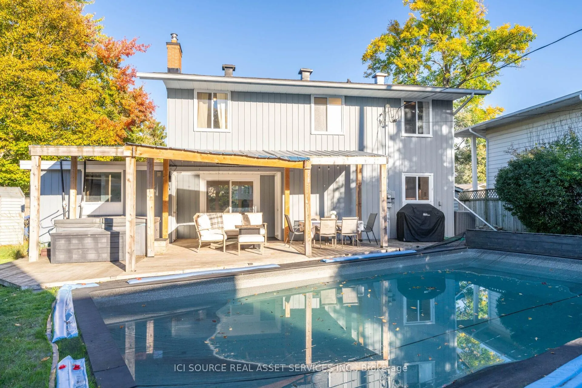 Photo 21 of 2958 Southmore Drive E, Ottawa, Riverside Park South — HOMEH