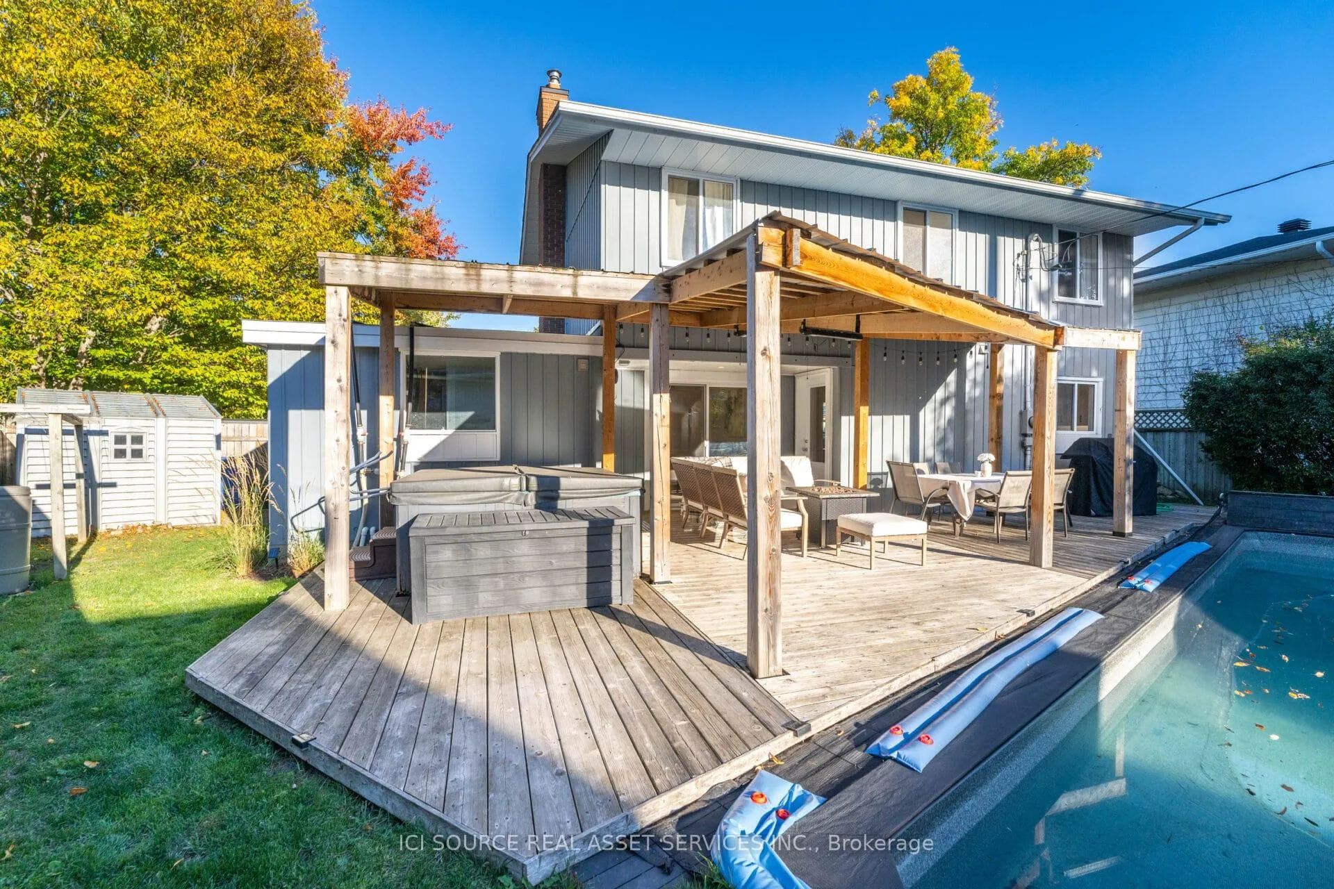 Photo 23 of 2958 Southmore Drive E, Ottawa, Riverside Park South — HOMEH