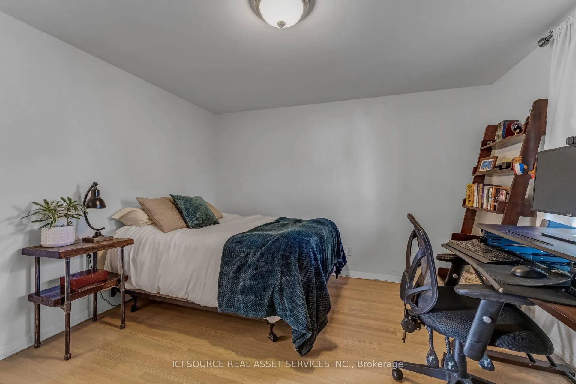 Photo 33 of 2958 Southmore Drive E, Ottawa, Riverside Park South — HOMEH