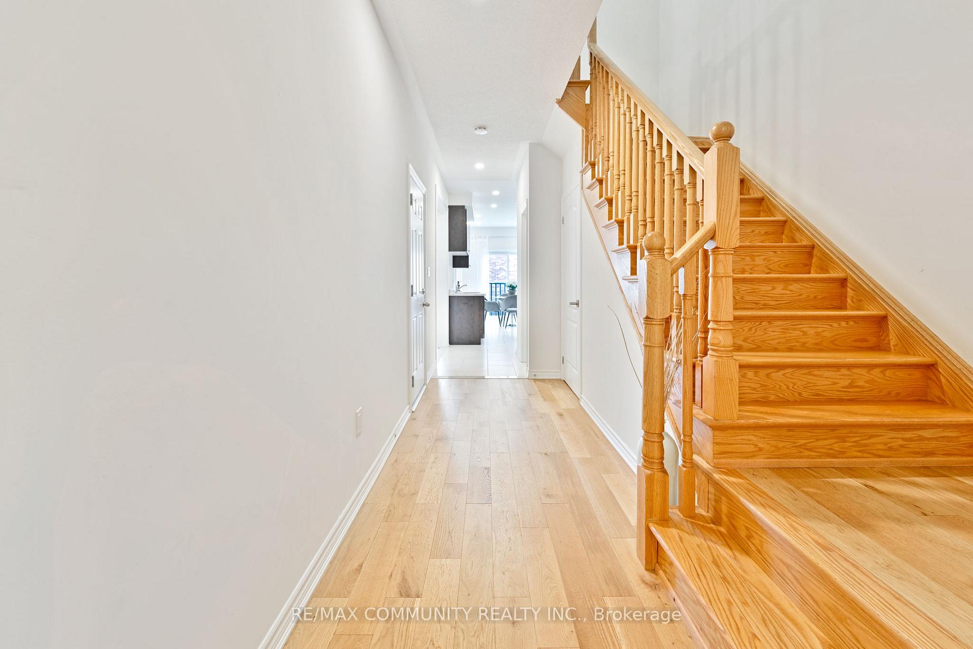 Photo 4 of 11 Bruton Street, Thorold, Thorold Downtown — HOMEH