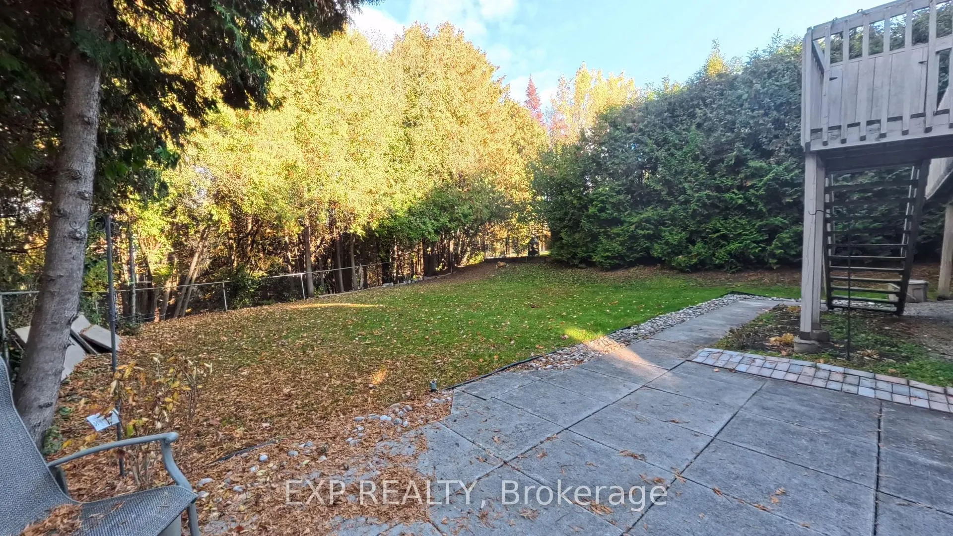 Front of Unit Bsmt, 40 Cranberry Lane