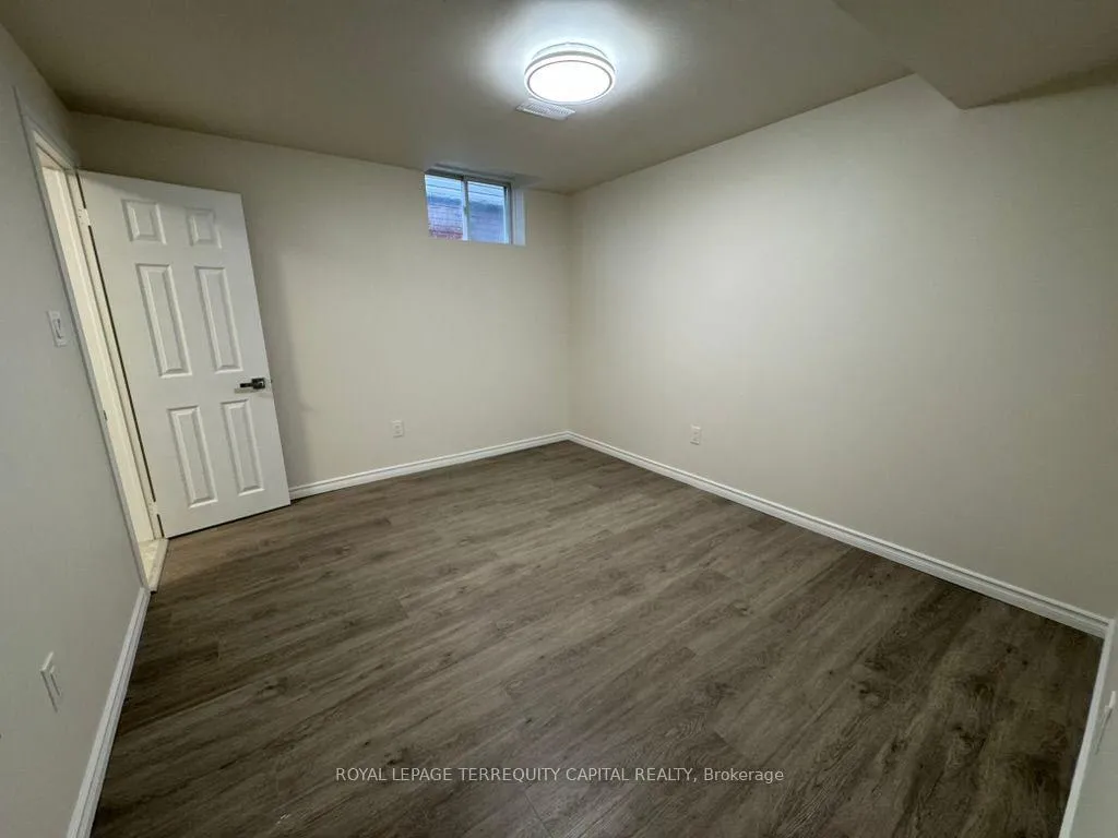 Photo 12 of Unit Lower, 127 Birkhall Place, Barrie, Innis-Shore — HOMEH
