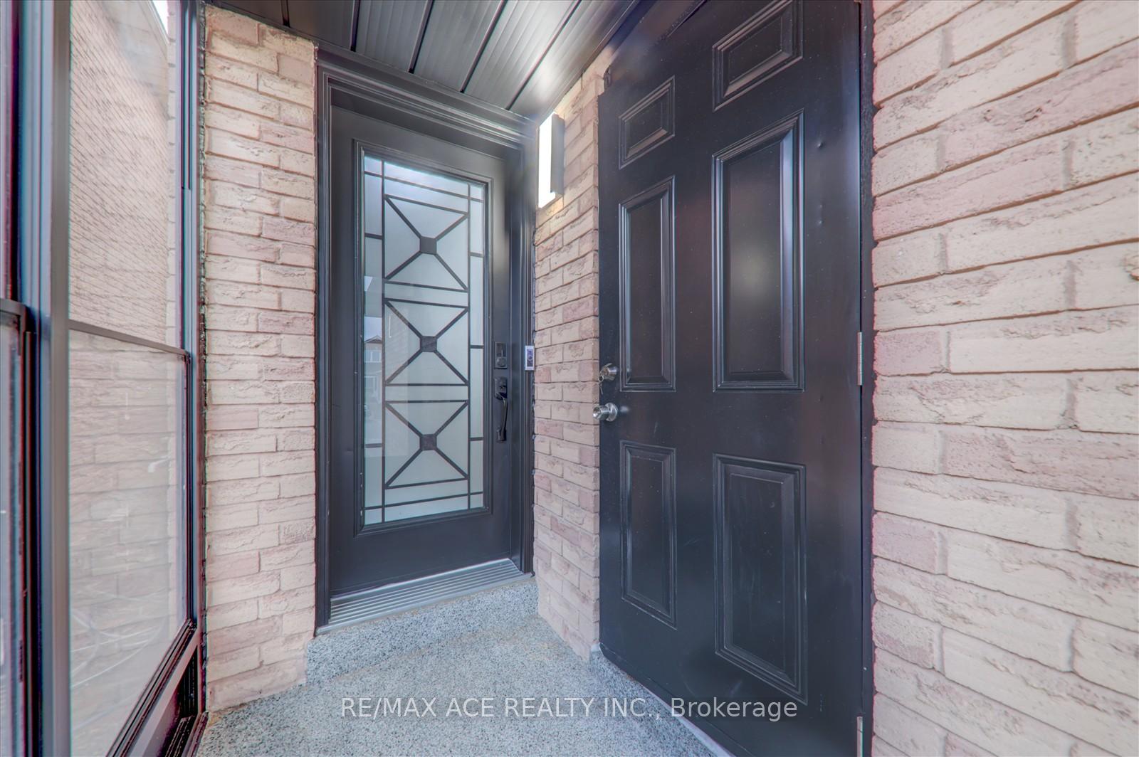 Photo 6 of 22 Rangeley Drive, Scarborough, Rouge — HOMEH
