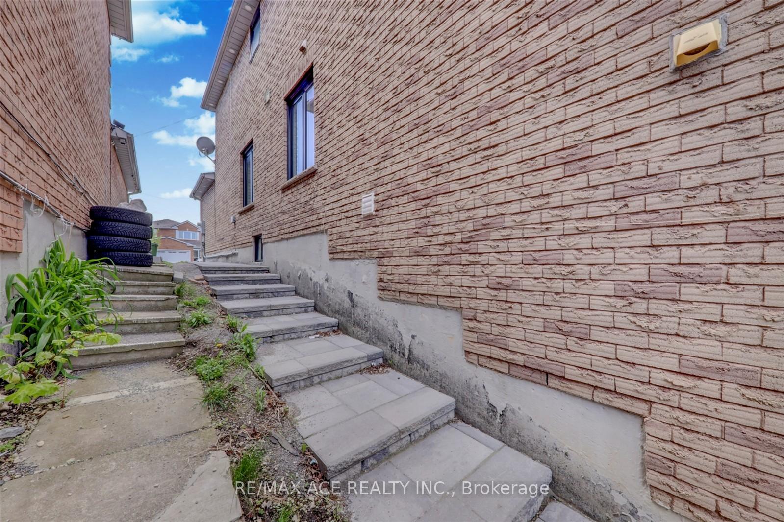 Photo 42 of 22 Rangeley Drive, Scarborough, Rouge — HOMEH