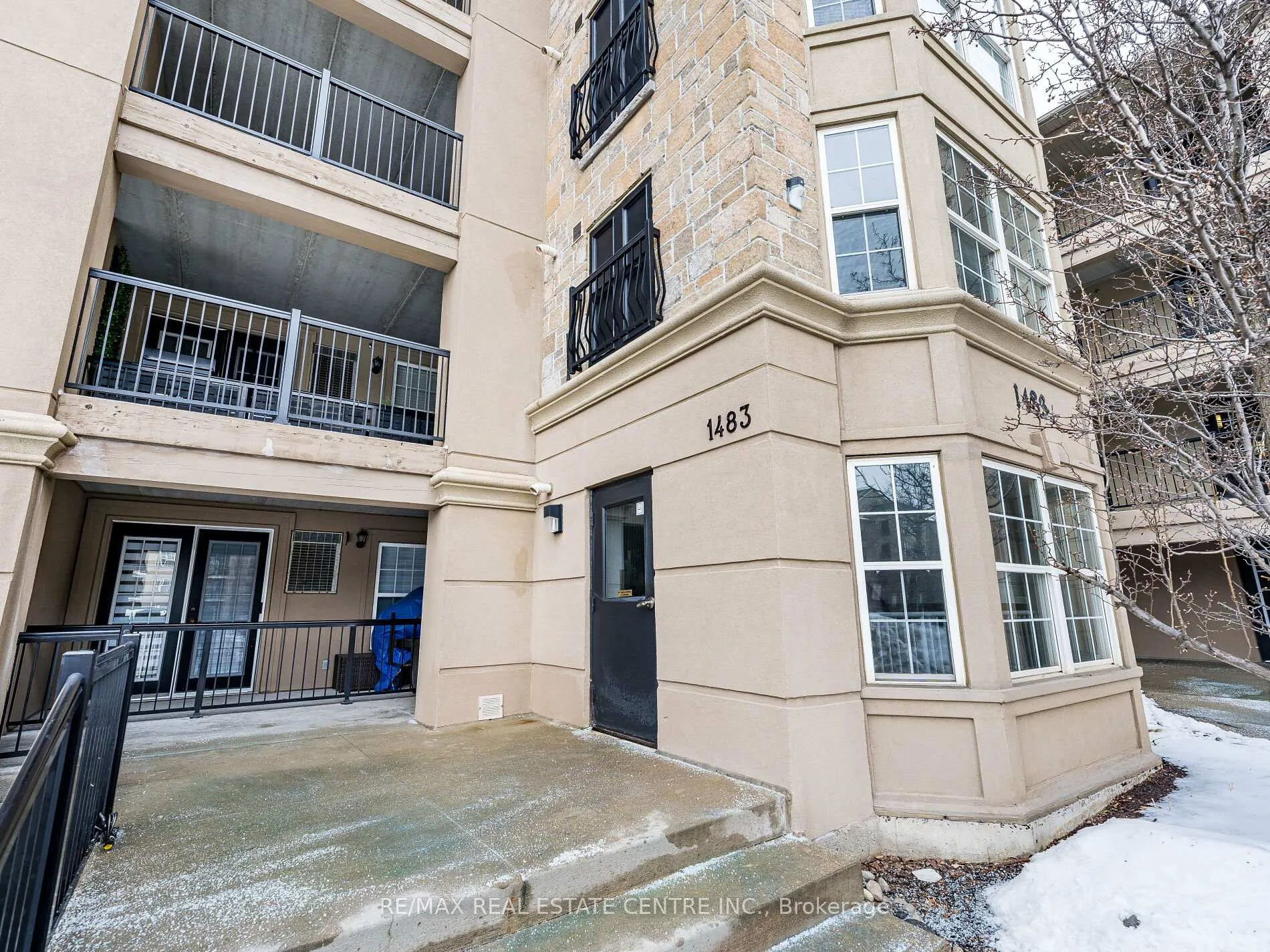 Photo 4 of Unit 408, 1483 Maple Avenue, Milton, Dempsey — HOMEH