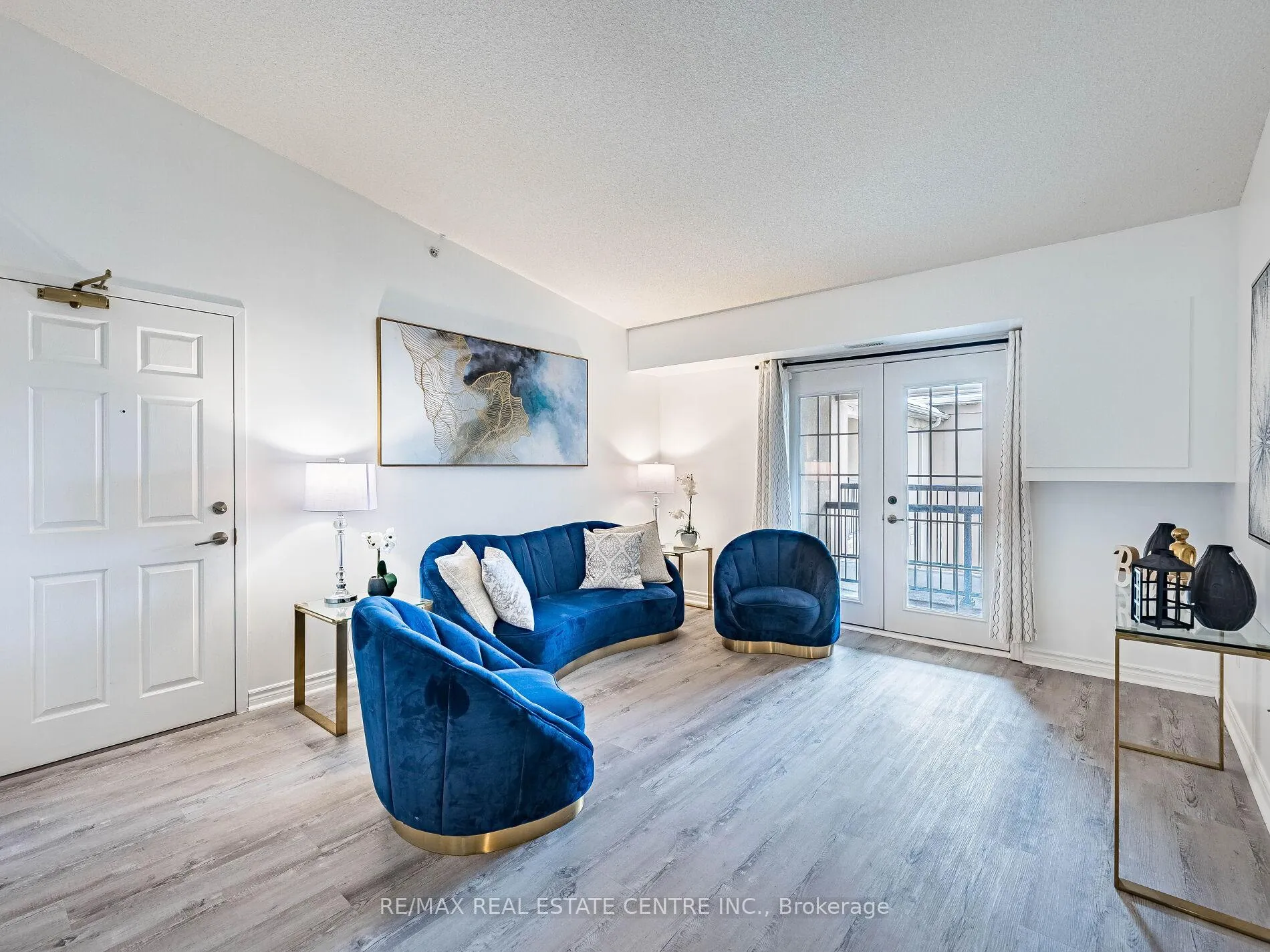 Photo 11 of Unit 408, 1483 Maple Avenue, Milton, Dempsey — HOMEH