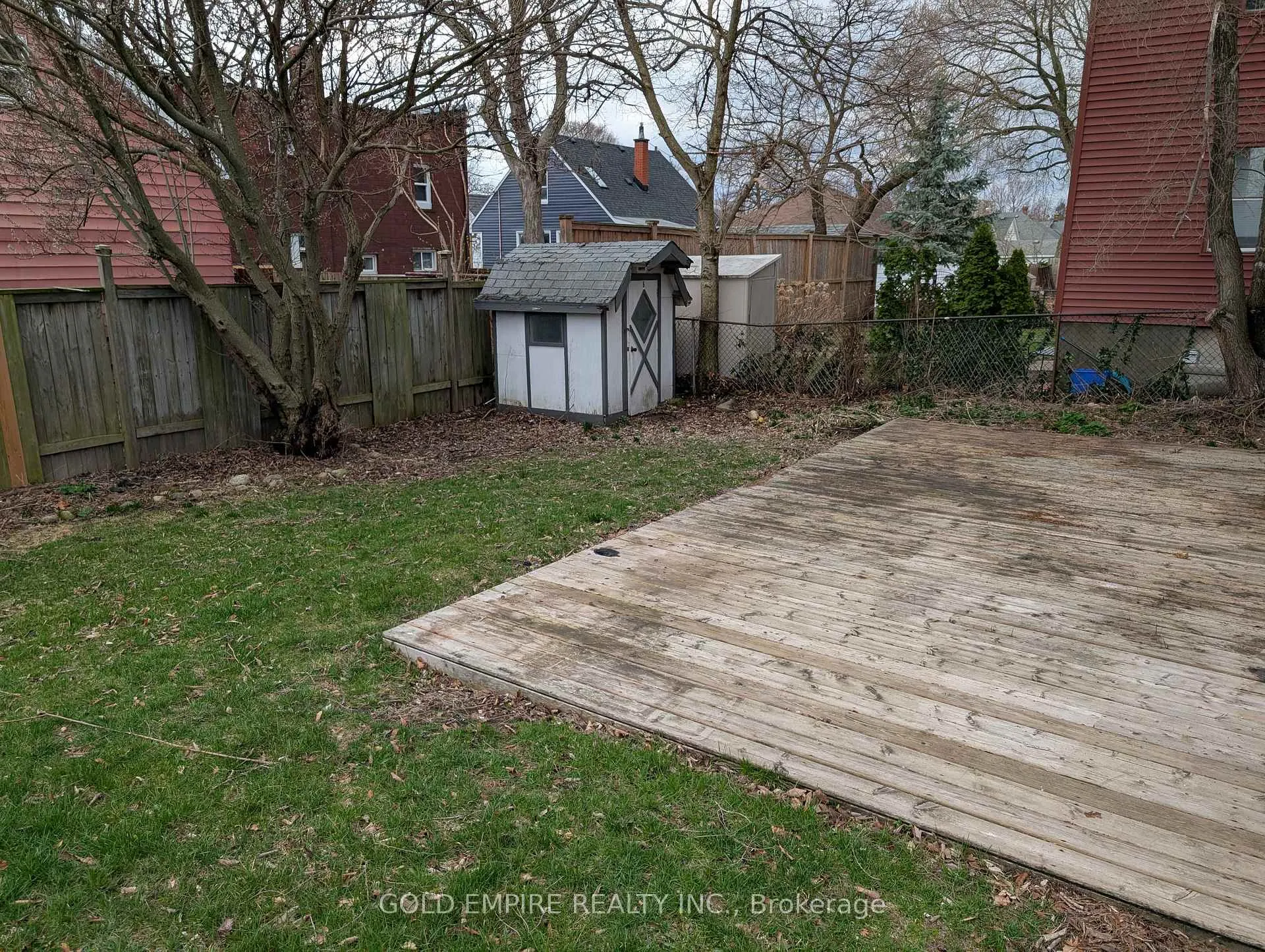 Photo 17 of 317 Maxwell Street, Sarnia — HOMEH