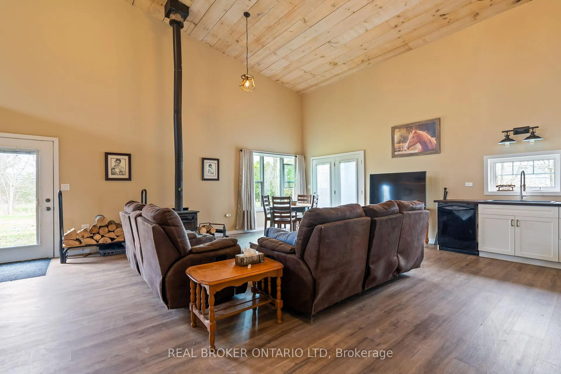 Photo 157 of 4196 Walkers Drive, Adelaide Metcalfe, Rural Adelaide Metcalfe — HOMEH