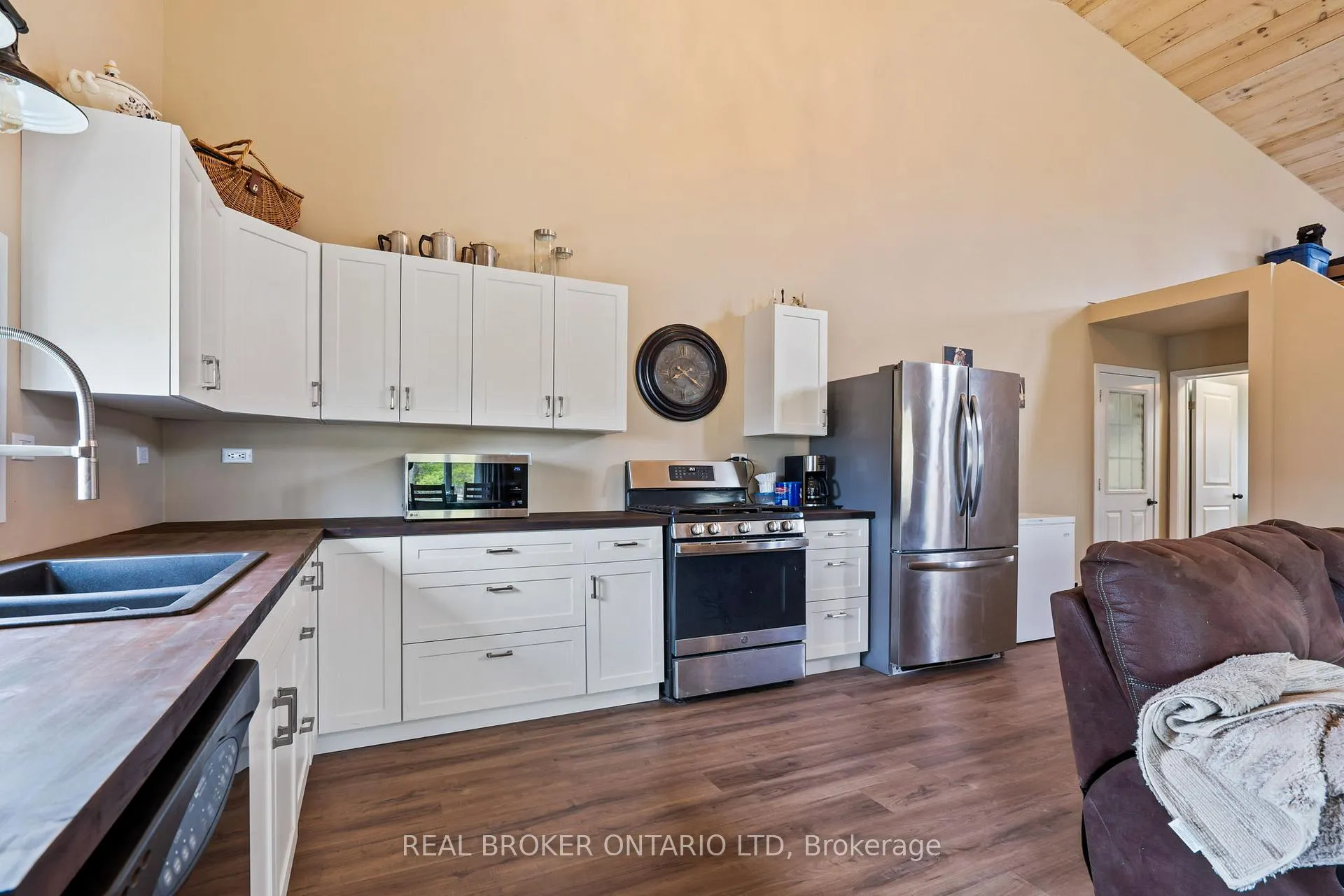 Photo 174 of 4196 Walkers Drive, Adelaide Metcalfe, Rural Adelaide Metcalfe — HOMEH