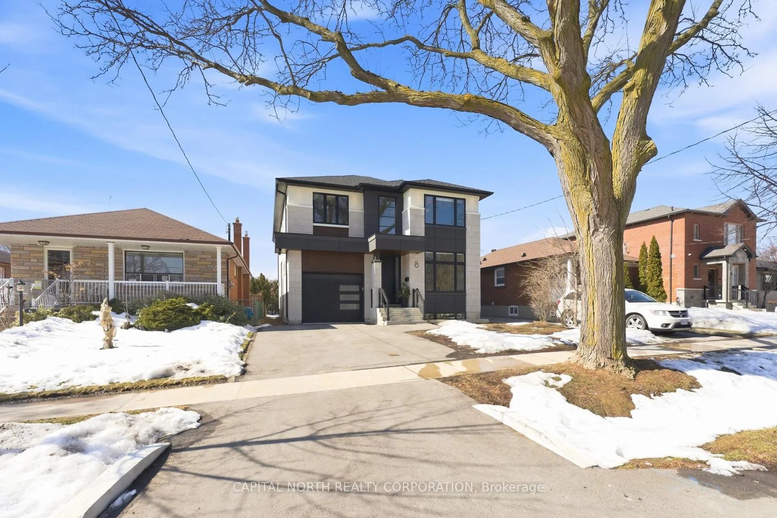 Photo 3 of 8 Ramsbury Road, Etobicoke, Islington-City Centre West — HOMEH