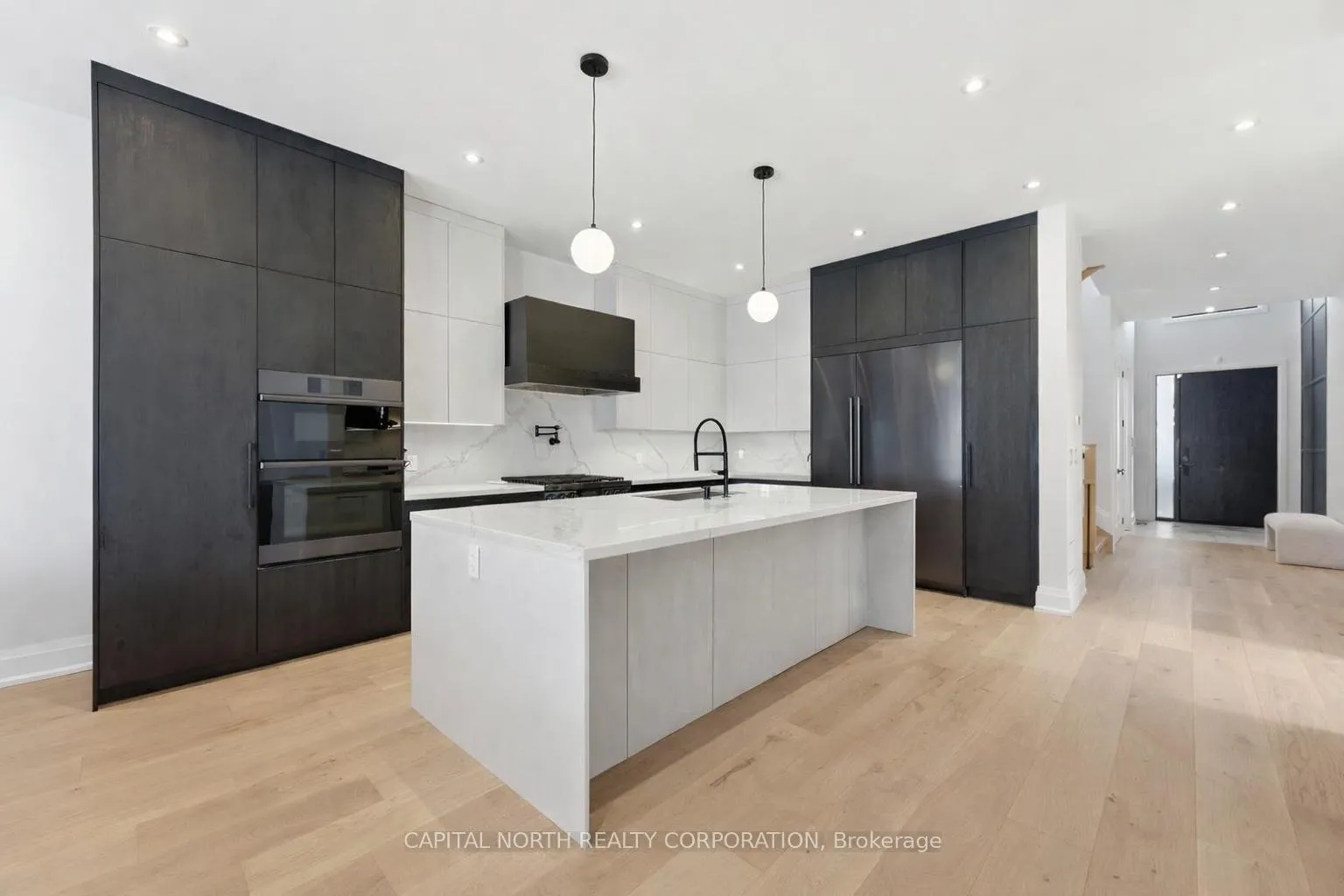 Photo 10 of 8 Ramsbury Road, Etobicoke, Islington-City Centre West — HOMEH