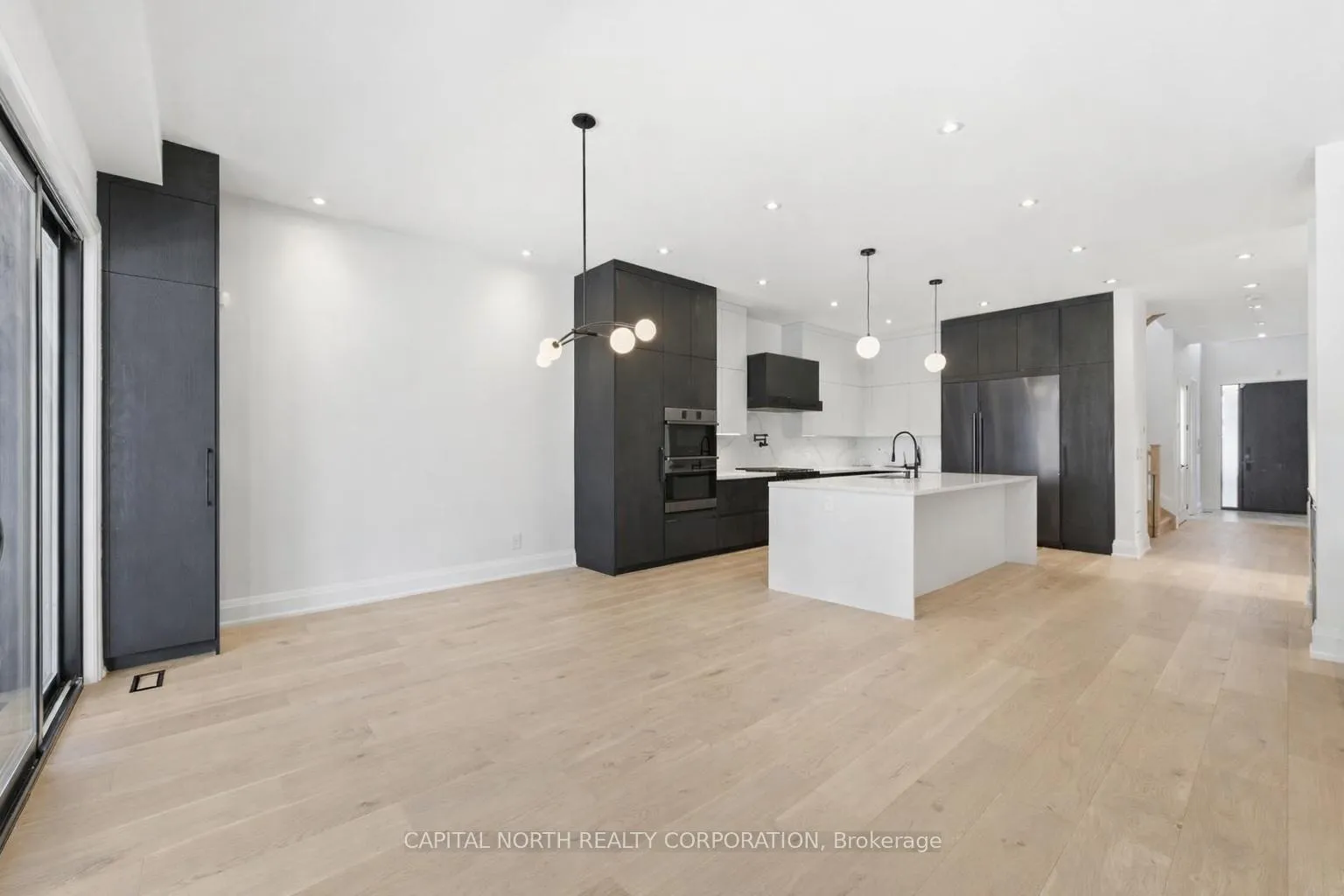 Photo 18 of 8 Ramsbury Road, Etobicoke, Islington-City Centre West — HOMEH