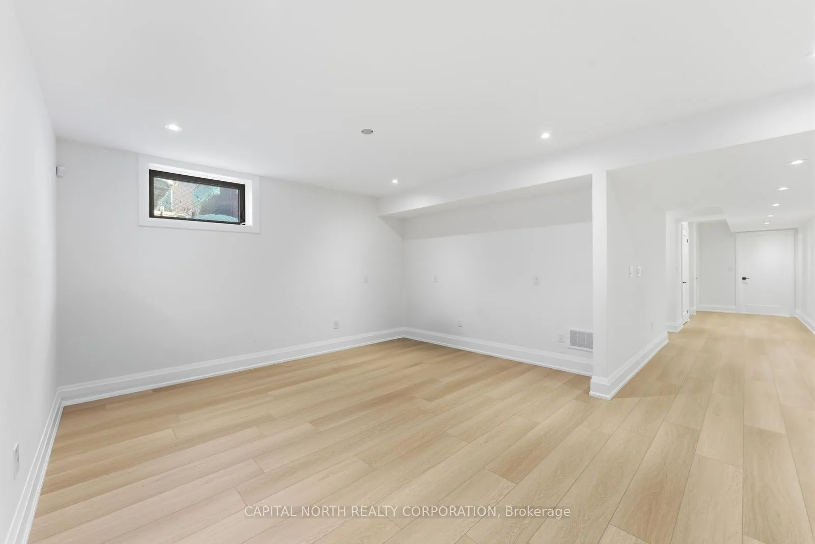 Photo 40 of 8 Ramsbury Road, Etobicoke, Islington-City Centre West — HOMEH
