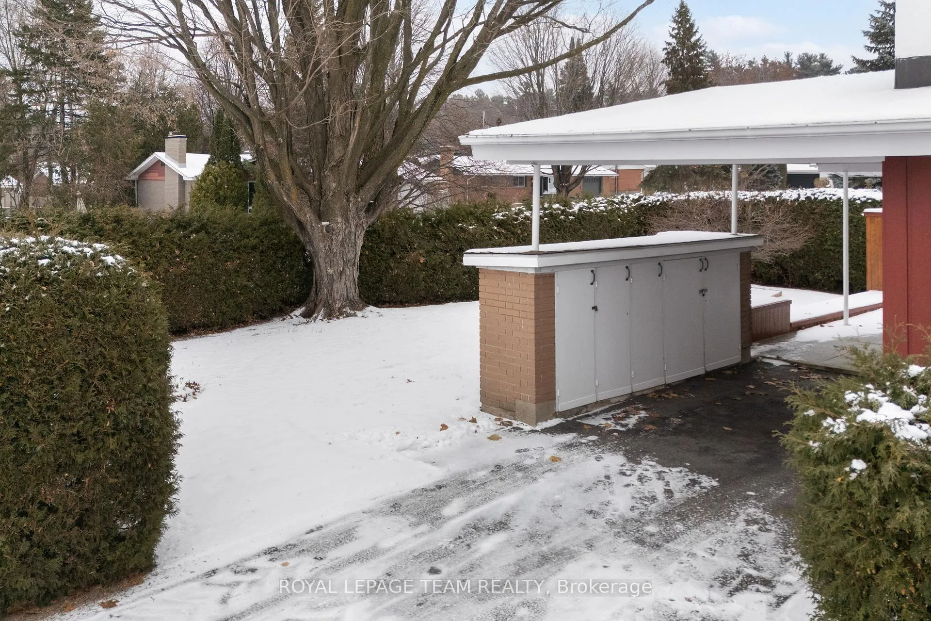 Photo 36 of 30 Ellery Crescent, Ottawa, Lynwood Village — HOMEH
