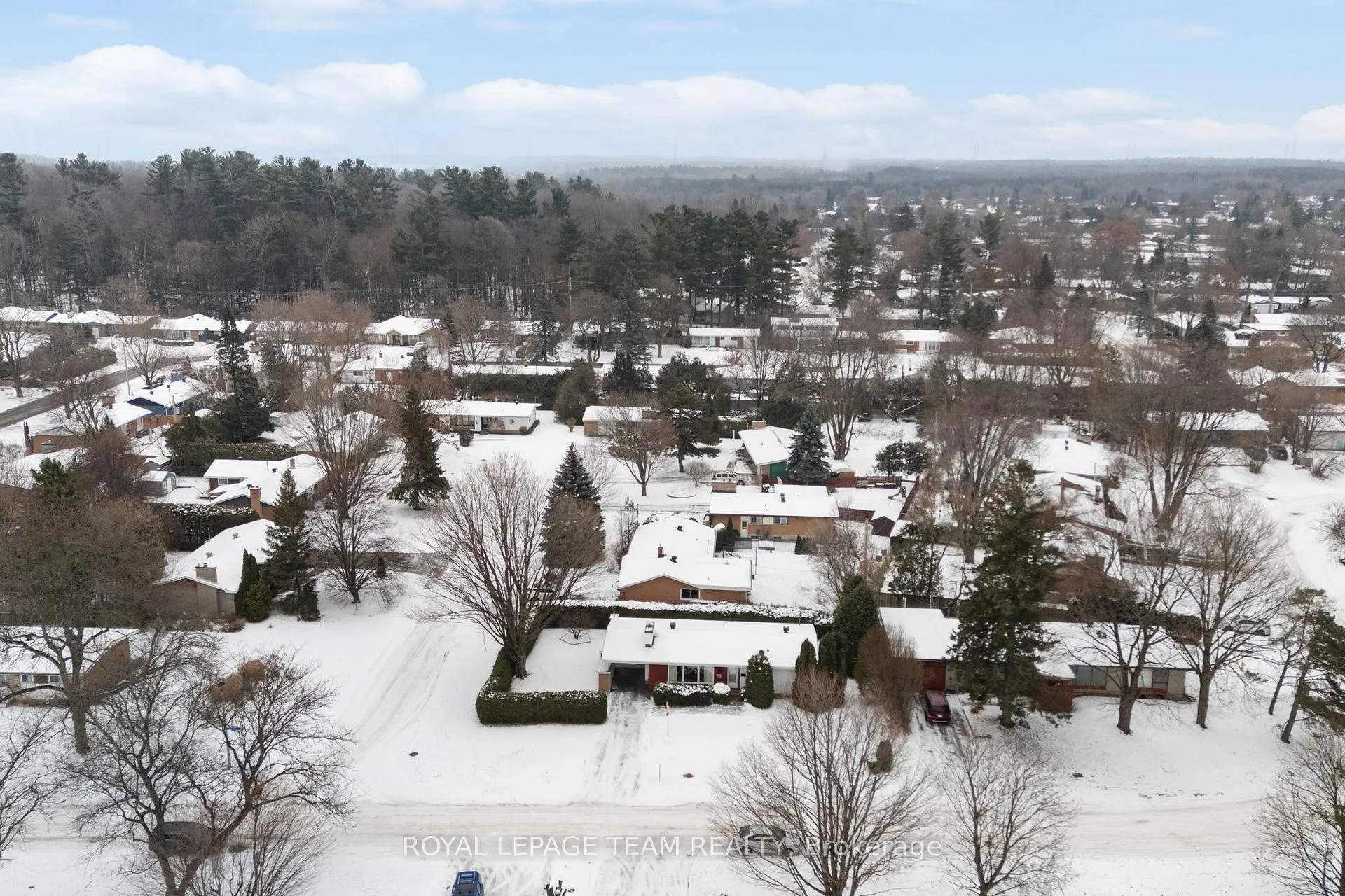 Photo 39 of 30 Ellery Crescent, Ottawa, Lynwood Village — HOMEH
