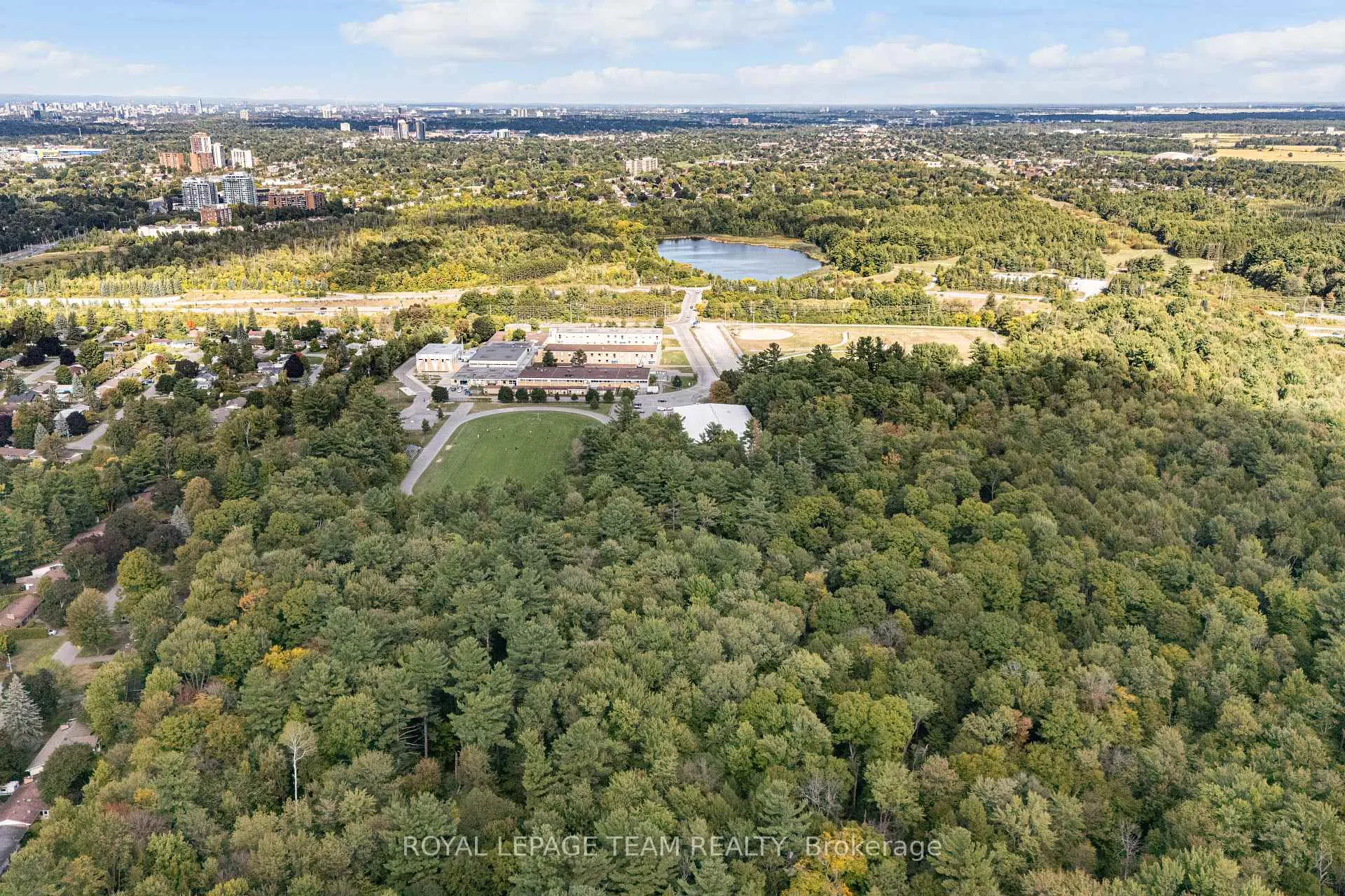 Photo 48 of 30 Ellery Crescent, Ottawa, Lynwood Village — HOMEH