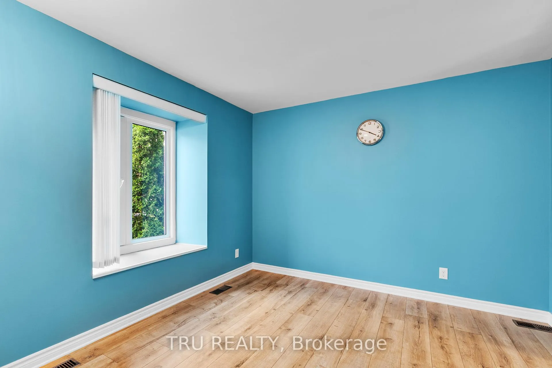 Photo 20 of 715 Mooneys Bay Place, Ottawa, Mooneys Bay/Riverside Park — HOMEH
