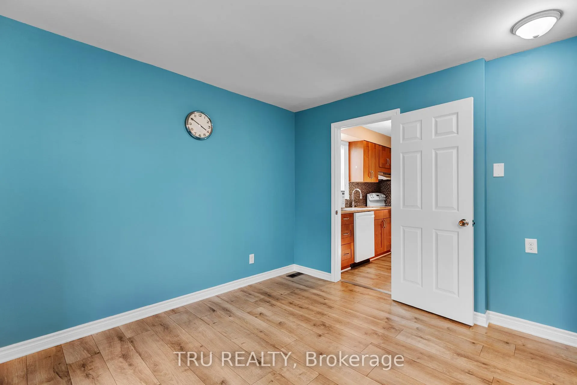 Photo 21 of 715 Mooneys Bay Place, Ottawa, Mooneys Bay/Riverside Park — HOMEH