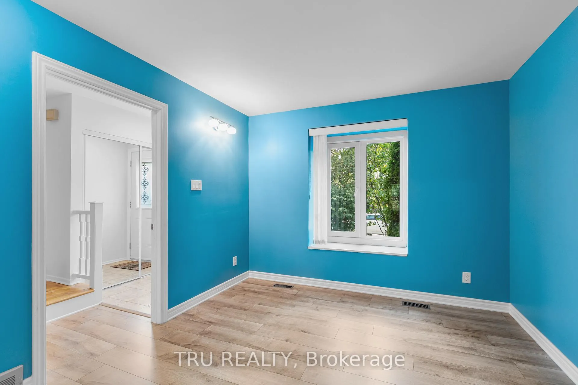 Photo 38 of 715 Mooneys Bay Place, Ottawa, Mooneys Bay/Riverside Park — HOMEH