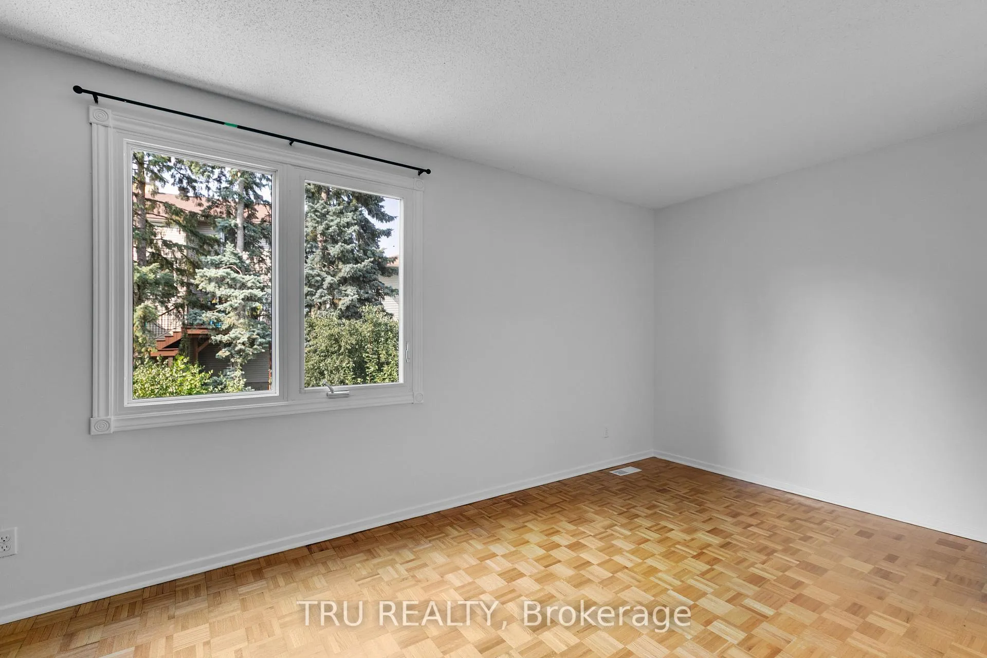 Photo 137 of 715 Mooneys Bay Place, Ottawa, Mooneys Bay/Riverside Park — HOMEH