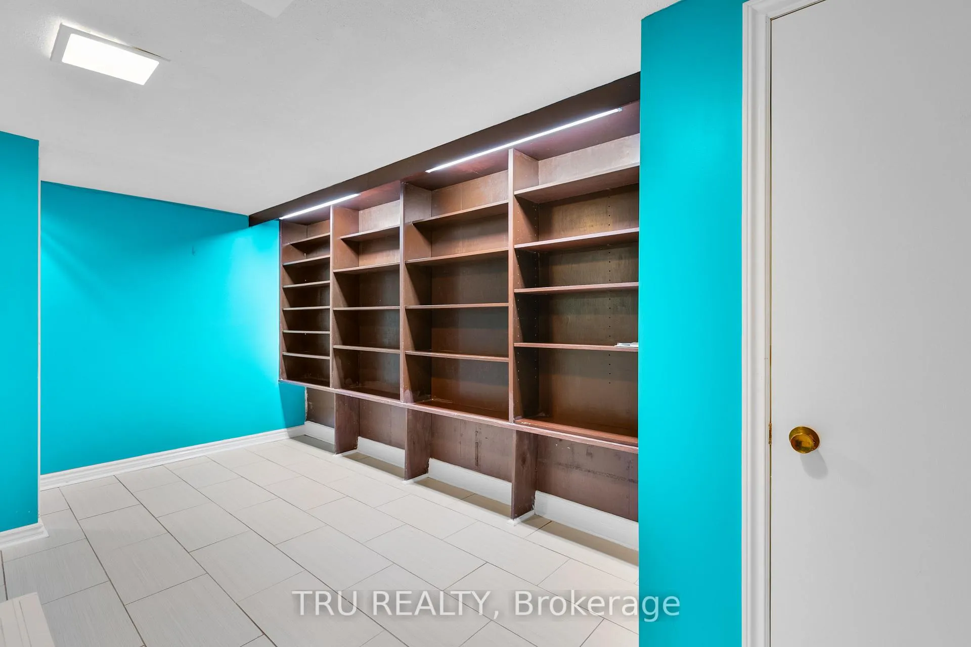 Photo 202 of 715 Mooneys Bay Place, Ottawa, Mooneys Bay/Riverside Park — HOMEH