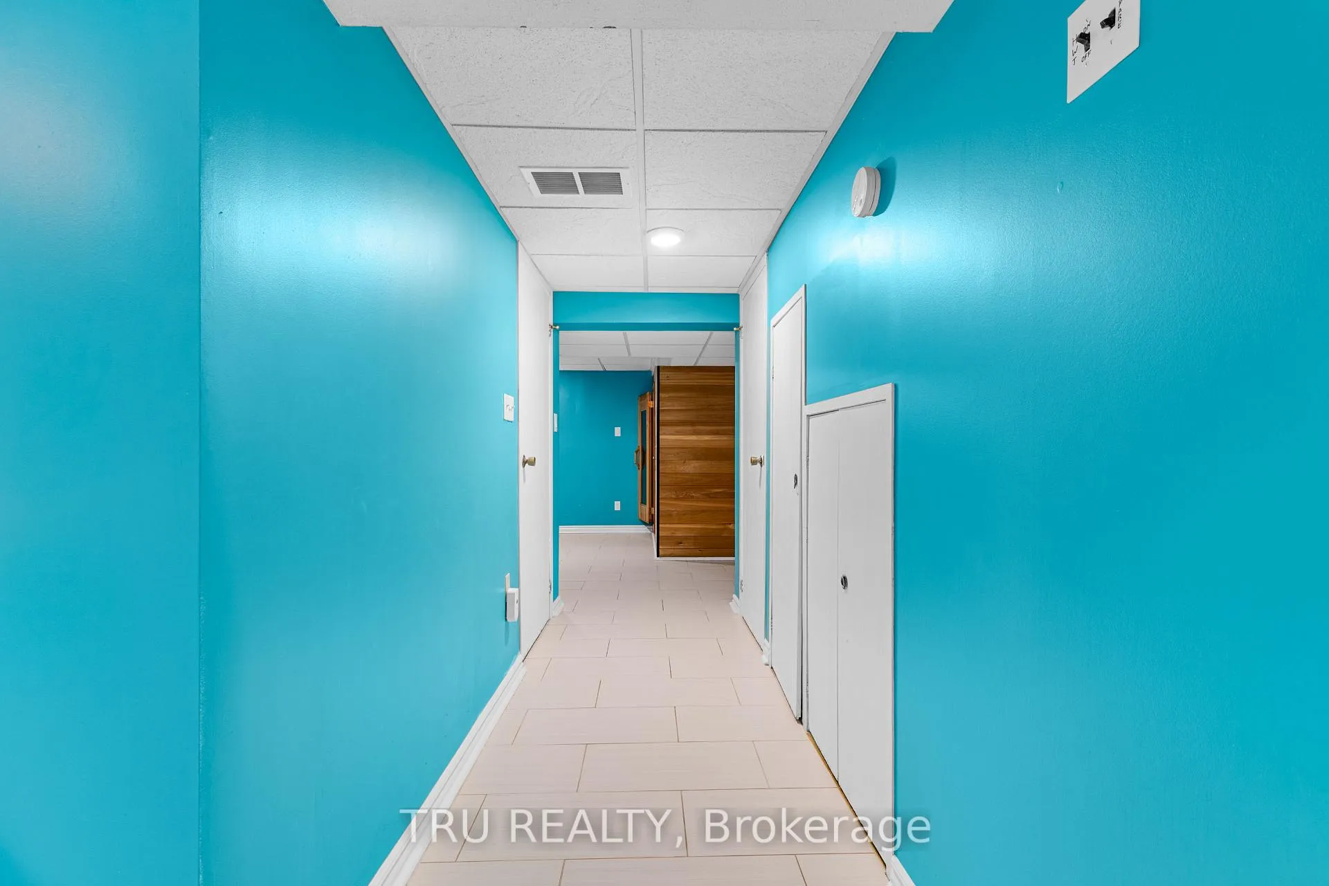 Photo 218 of 715 Mooneys Bay Place, Ottawa, Mooneys Bay/Riverside Park — HOMEH
