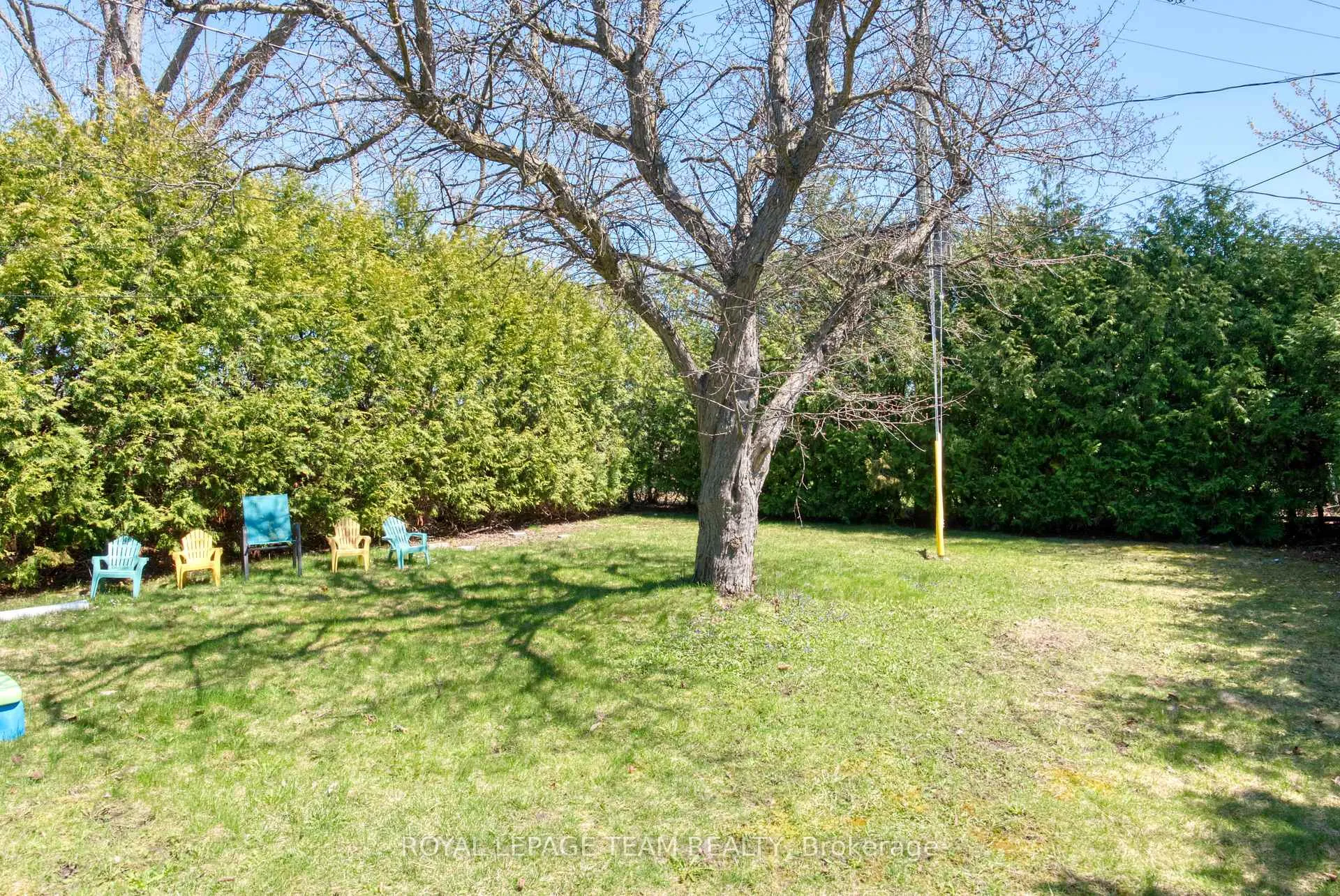 Photo 153 of 2010 Featherston Drive, Ottawa, Guildwood Estates - Urbandale Acres — HOMEH